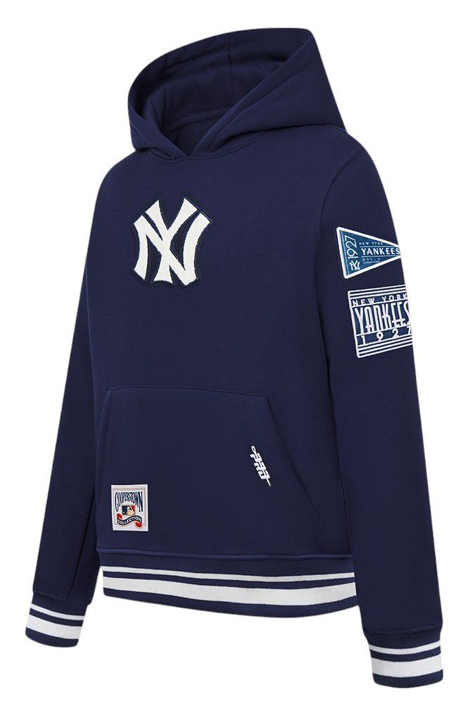 Pro Standard Youth New York Yankees Navy Classic Fleece Pullover Hoodie product image