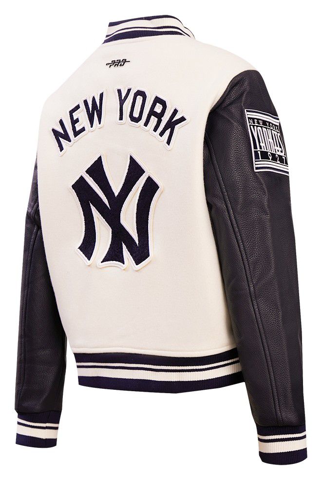 Pro Standard Women's New York Yankees Retro Varsity Jacket product image