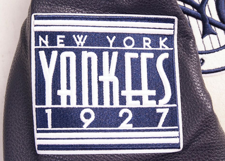 Pro Standard Women's New York Yankees Retro Varsity Jacket product image