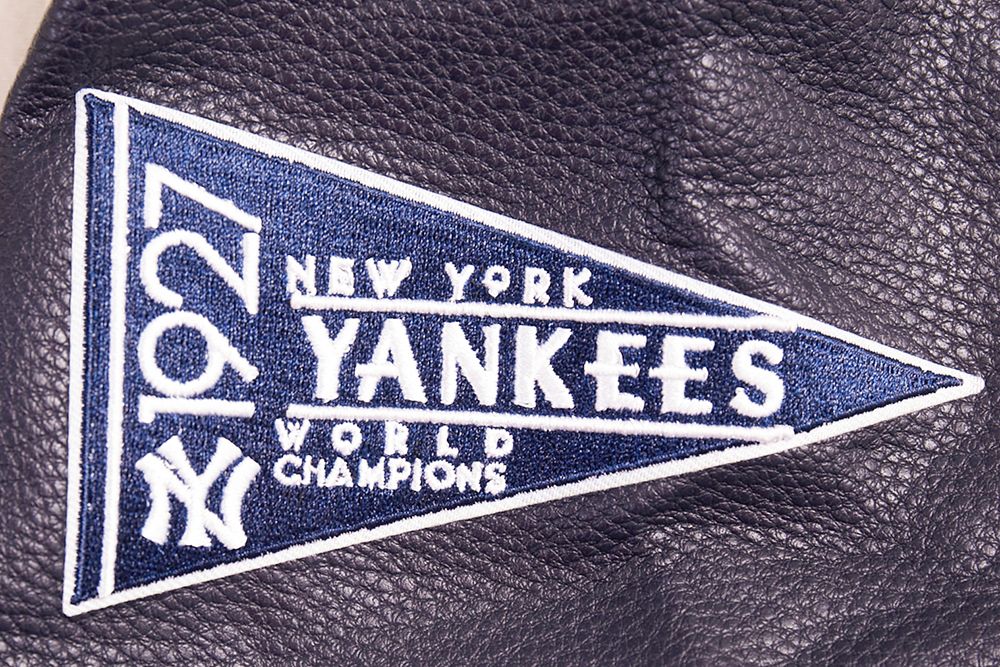 Pro Standard Women's New York Yankees Retro Varsity Jacket product image