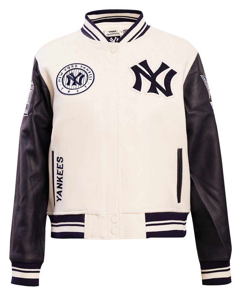 Pro Standard Women's New York Yankees Retro Varsity Jacket product image