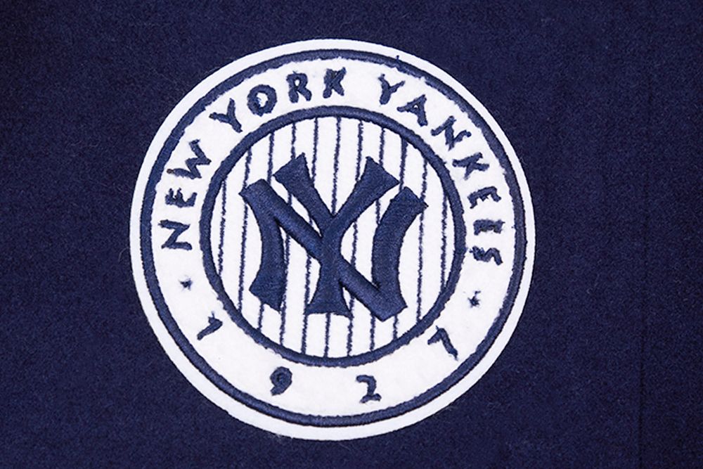 Pro Standard Women's New York Yankees Retro Varsity Jacket product image