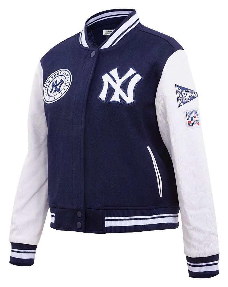 Pro Standard Women's New York Yankees Retro Varsity Jacket product image