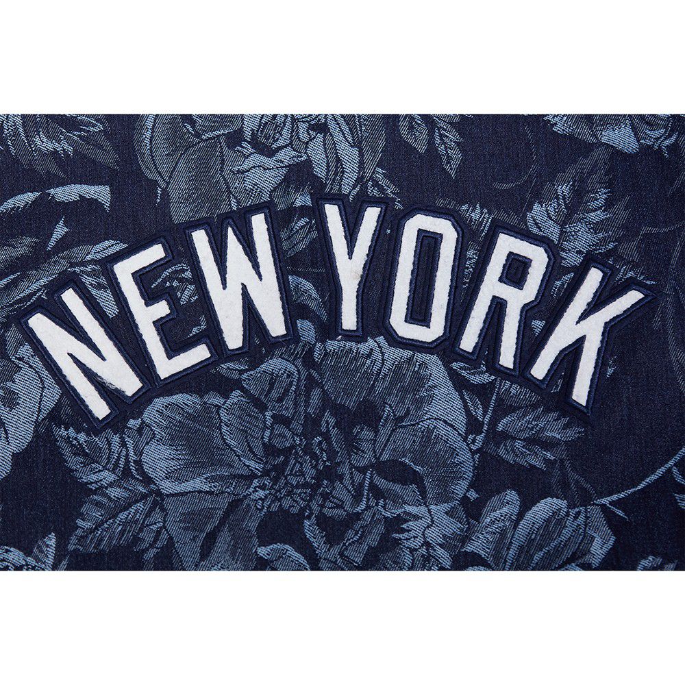 Pro Standard Women's New York Yankees Blue Denim Cropped Floral Jacket product image