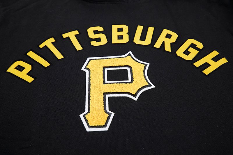 Pro Standard Men's Pittsburgh Pirates Black Pullover Hoodie product image