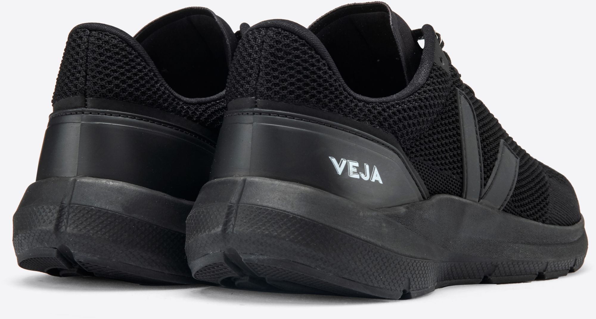 VEJA Men's Marlin V-Knit Shoes product image