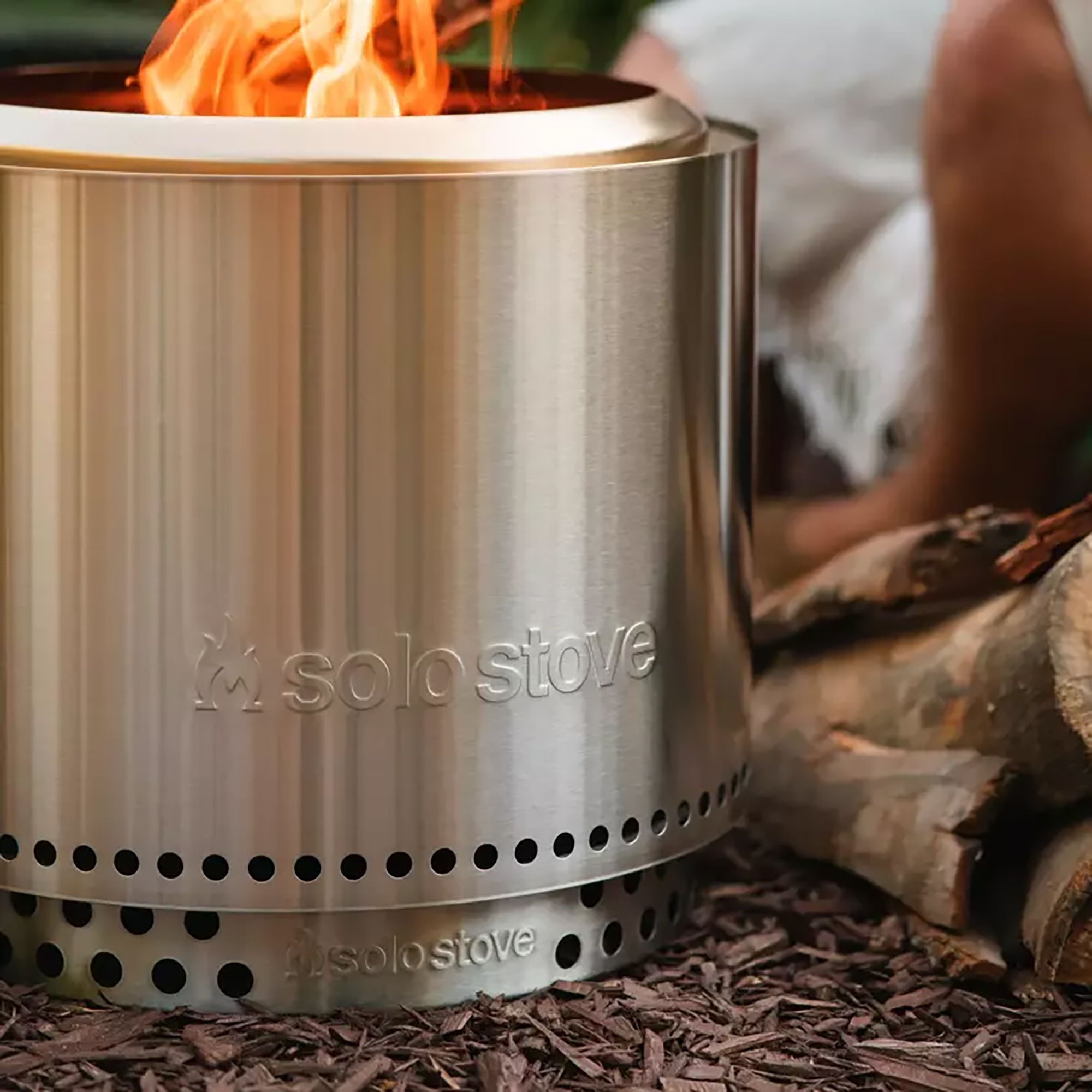 Solo Stove Bonfire 2.0 Color + Stand Bundle product image