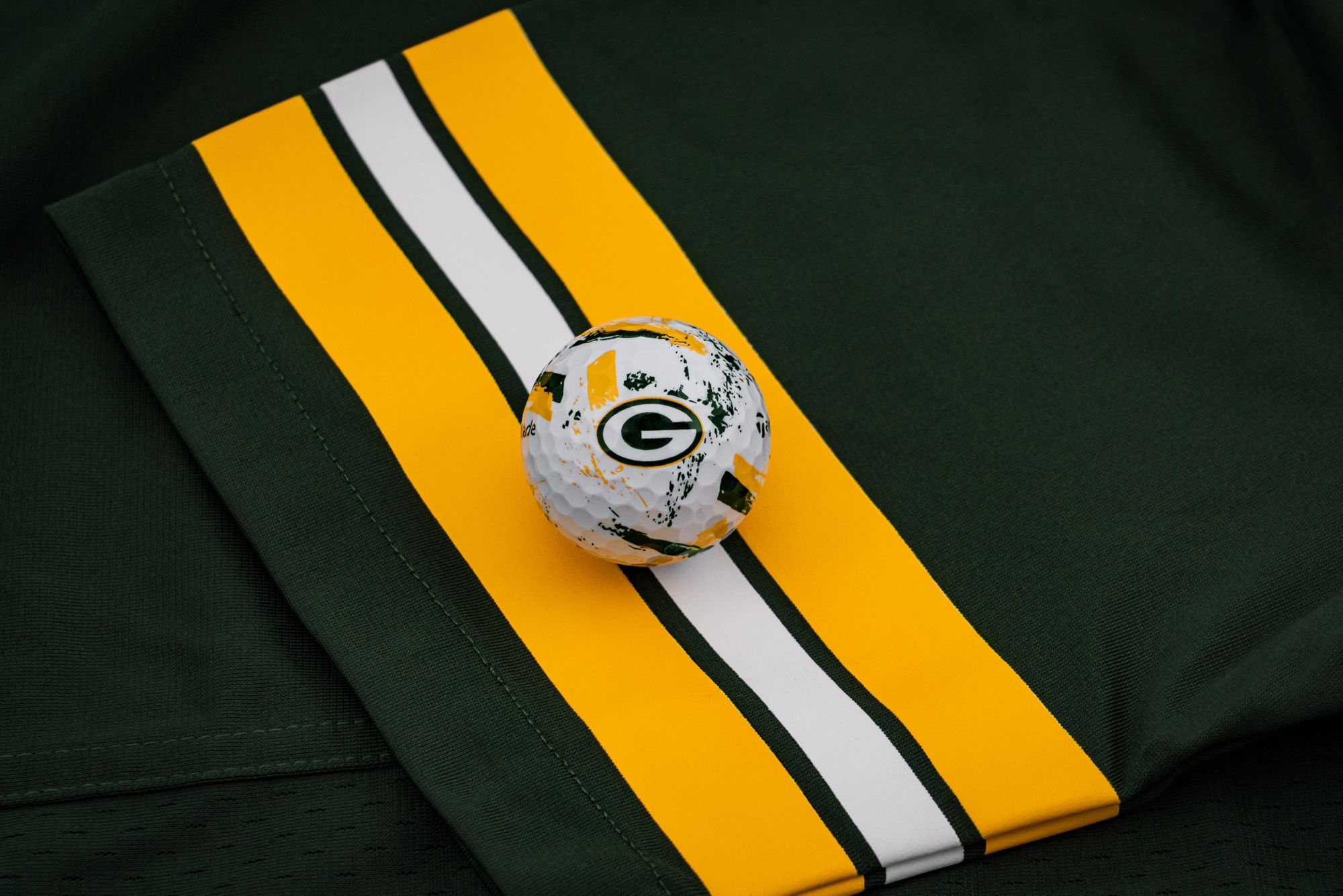 TaylorMade 2025 SpeedSoft Ink Green Bay Packers Golf Balls product image