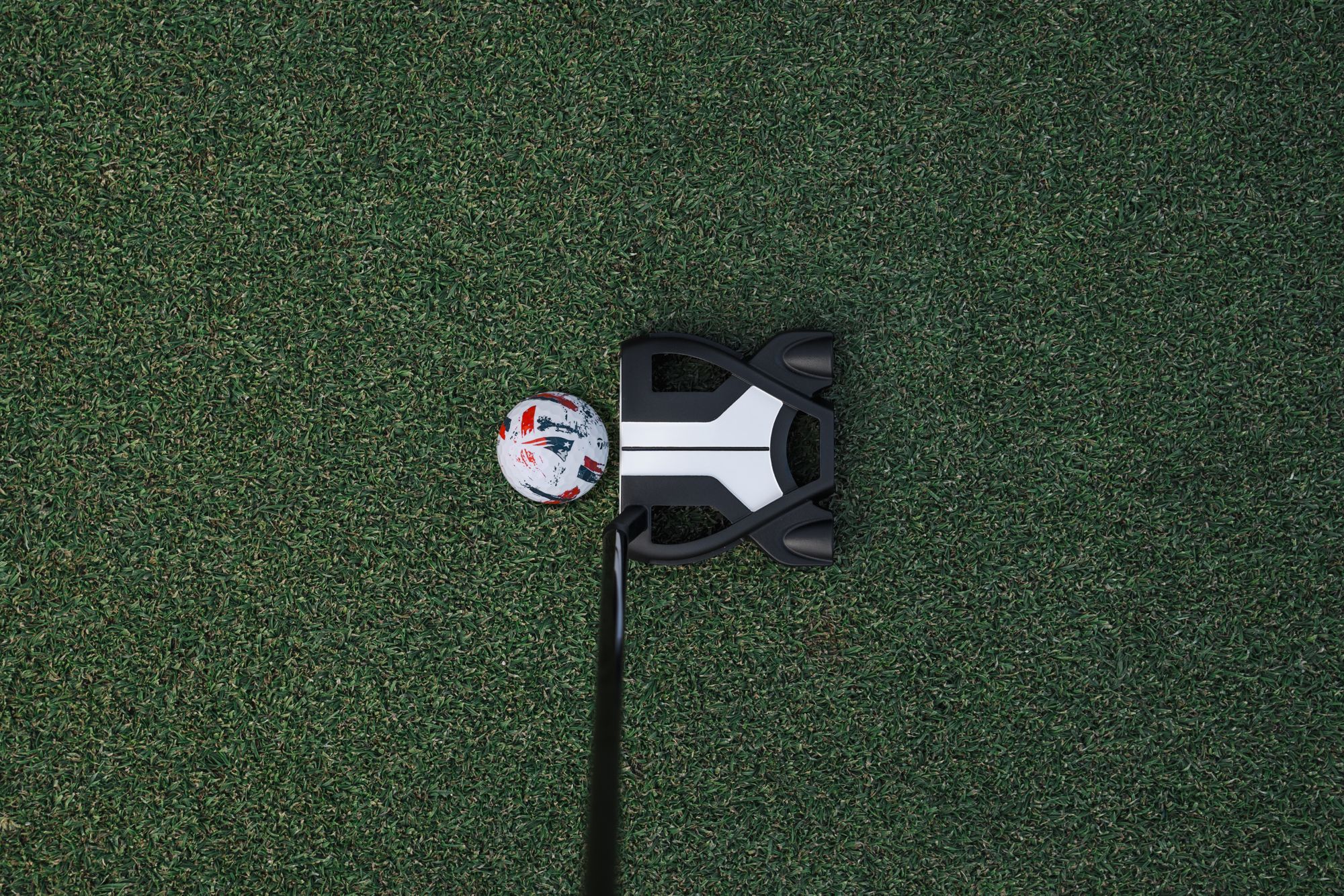 TaylorMade 2025 SpeedSoft Ink New England Patriots Golf Balls product image