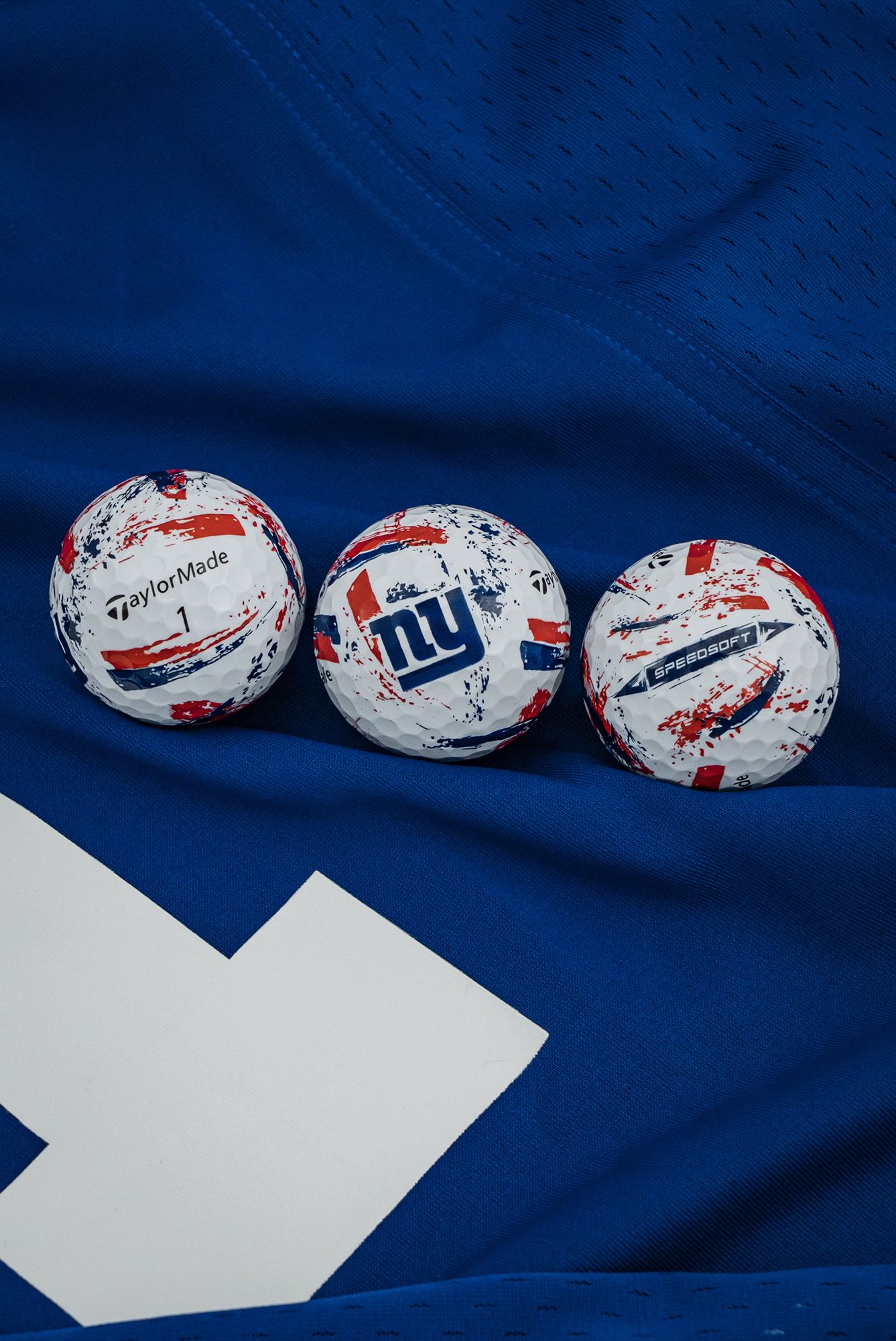TaylorMade 2025 SpeedSoft Ink New York Giants Golf Balls product image