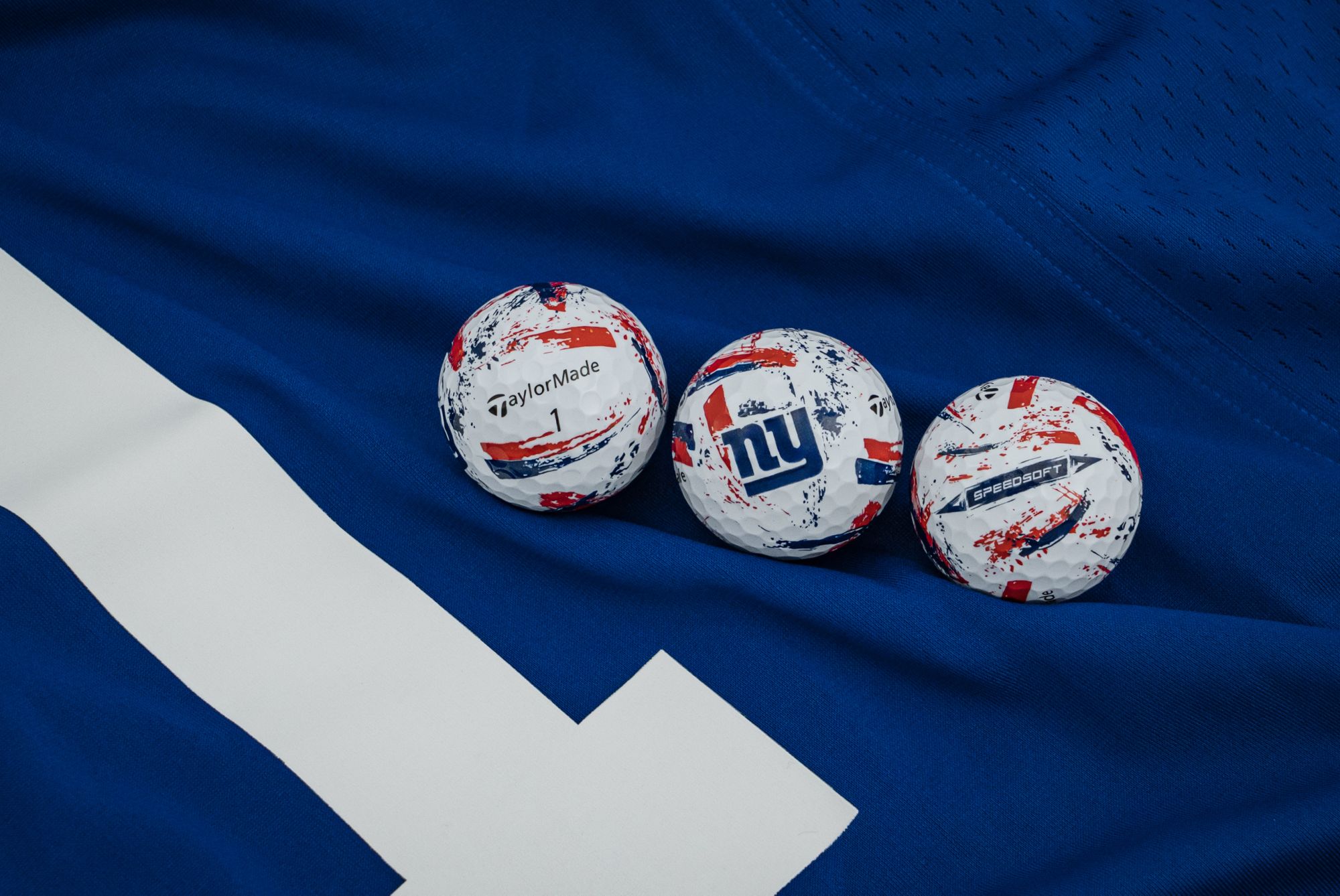 TaylorMade 2025 SpeedSoft Ink New York Giants Golf Balls product image