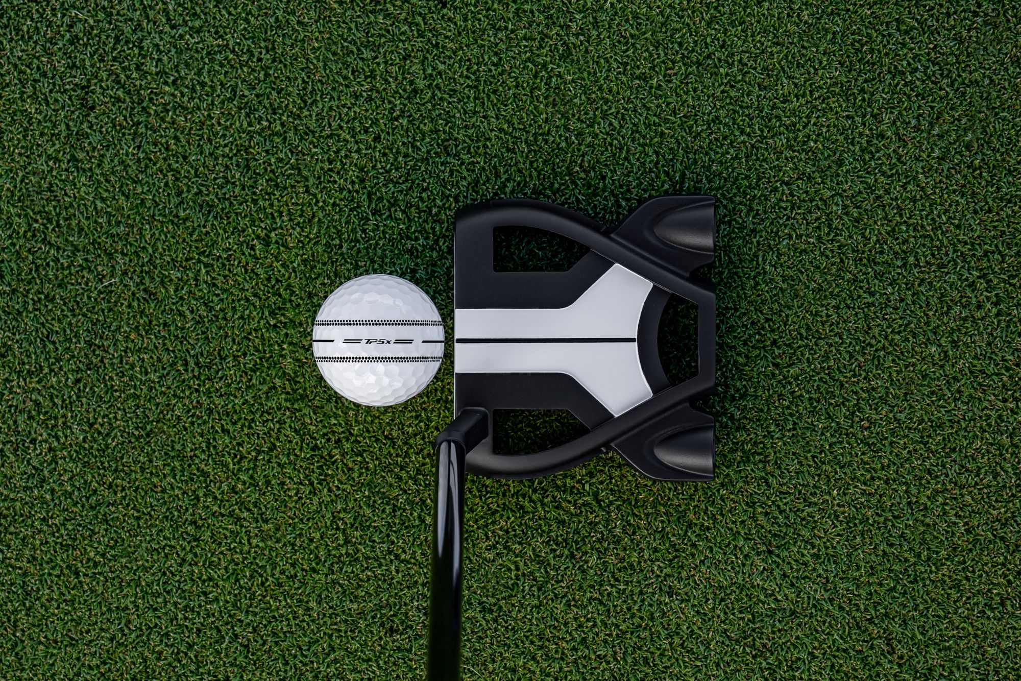 TaylorMade 2026 TP5x Stripe Golf Balls product image