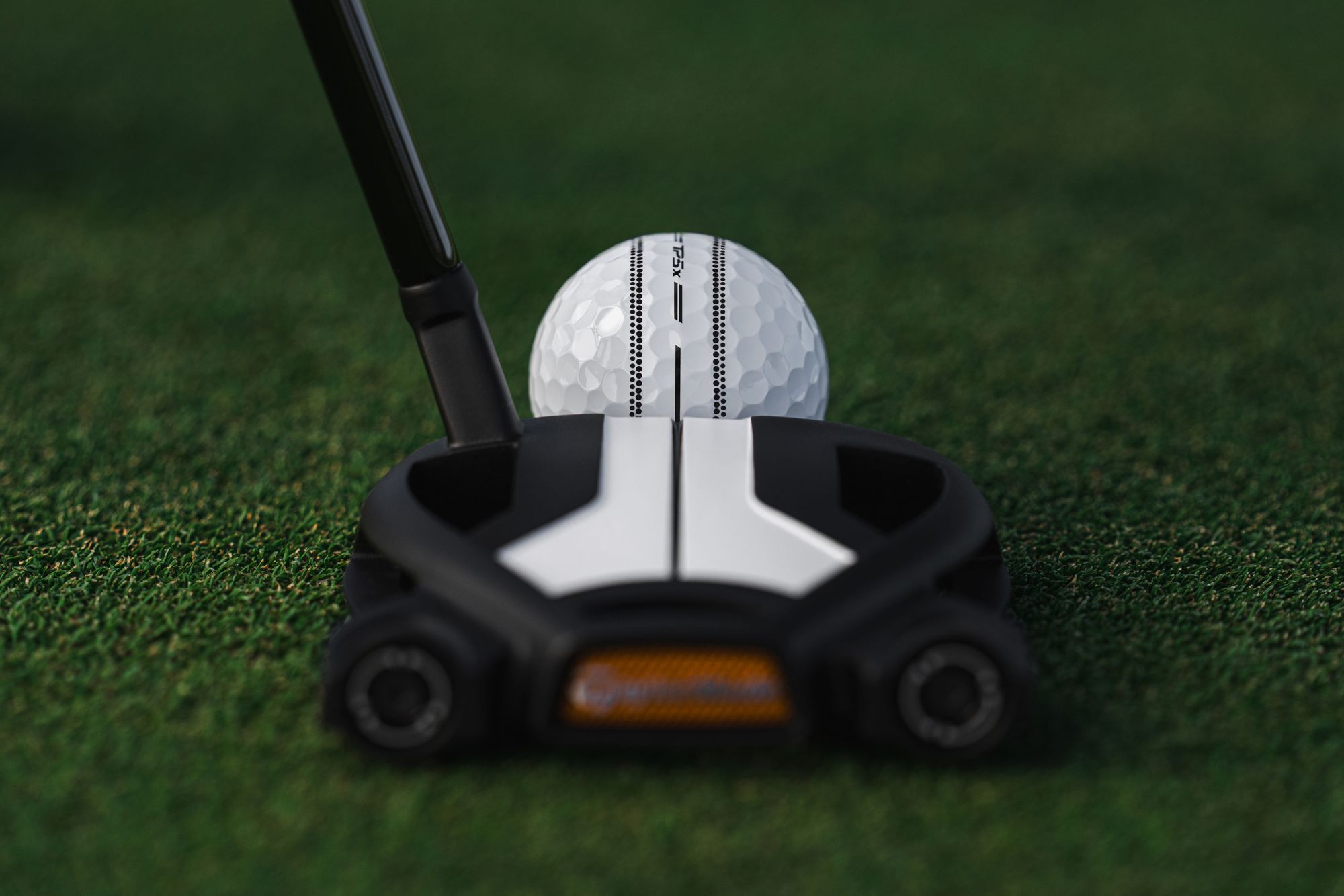 TaylorMade 2026 TP5x Stripe Golf Balls product image