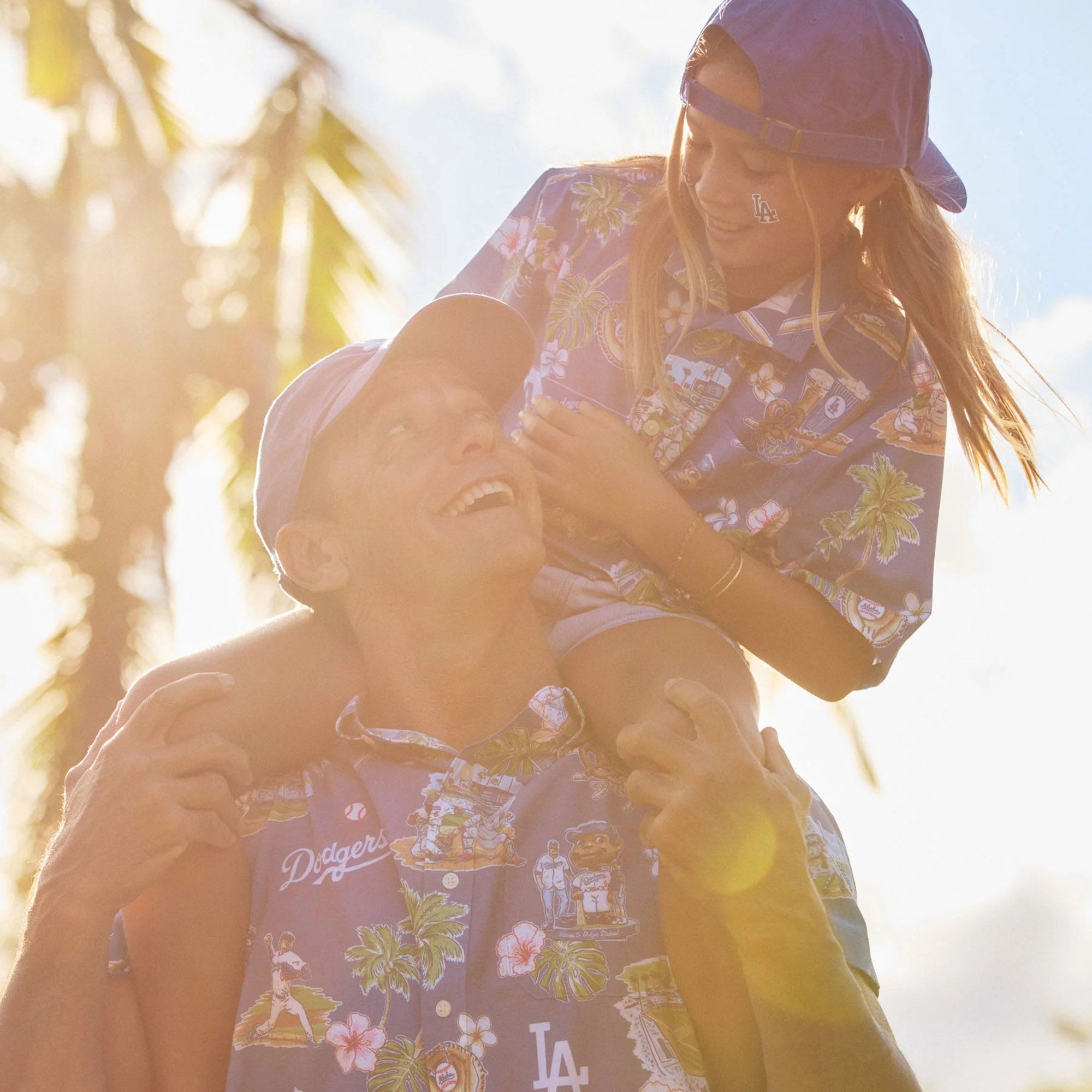 Reyn Spooner Men's Los Angeles Dodgers Blue Scenic Button-Down Shirt product image