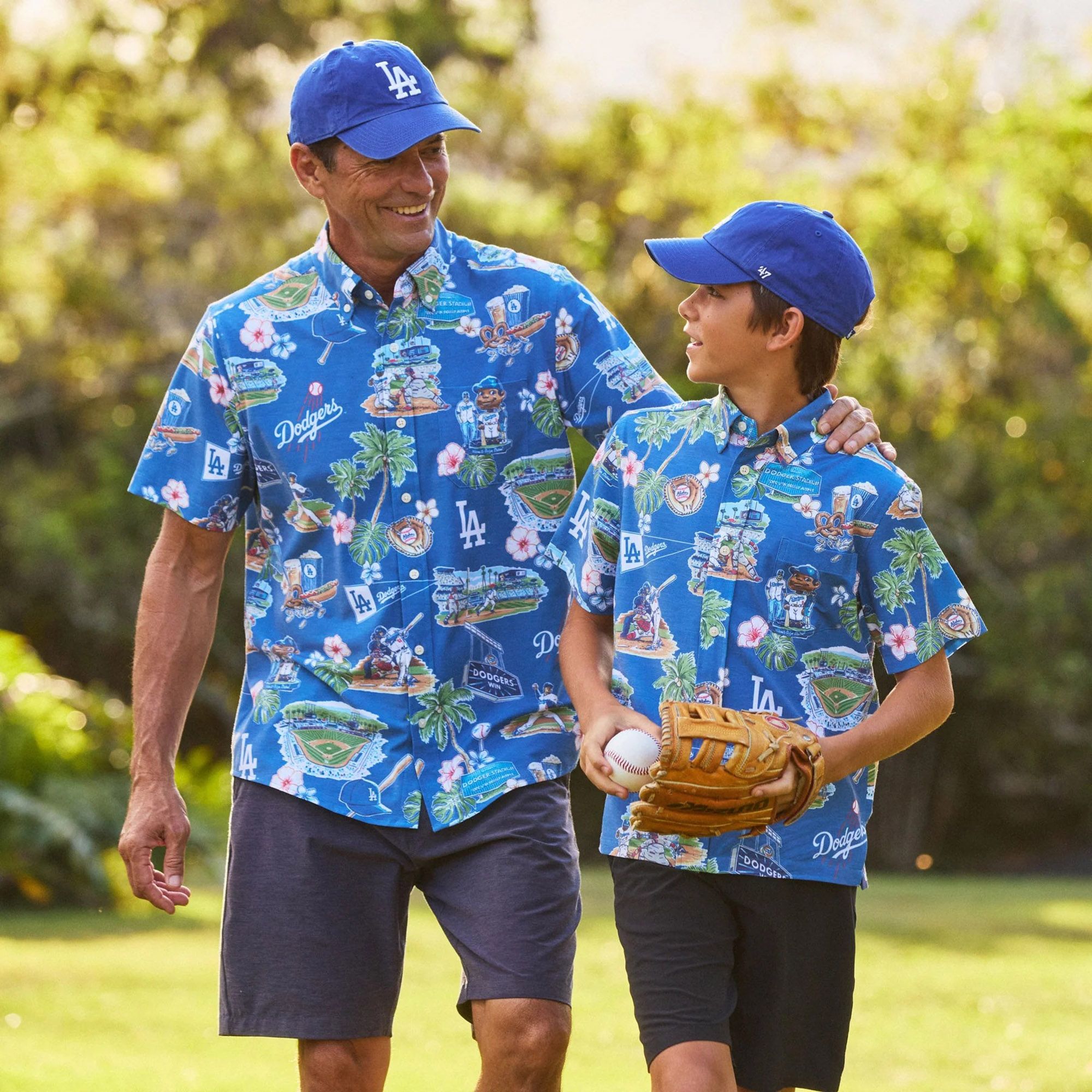 Reyn Spooner Men's Los Angeles Dodgers Blue Scenic Button-Down Shirt product image