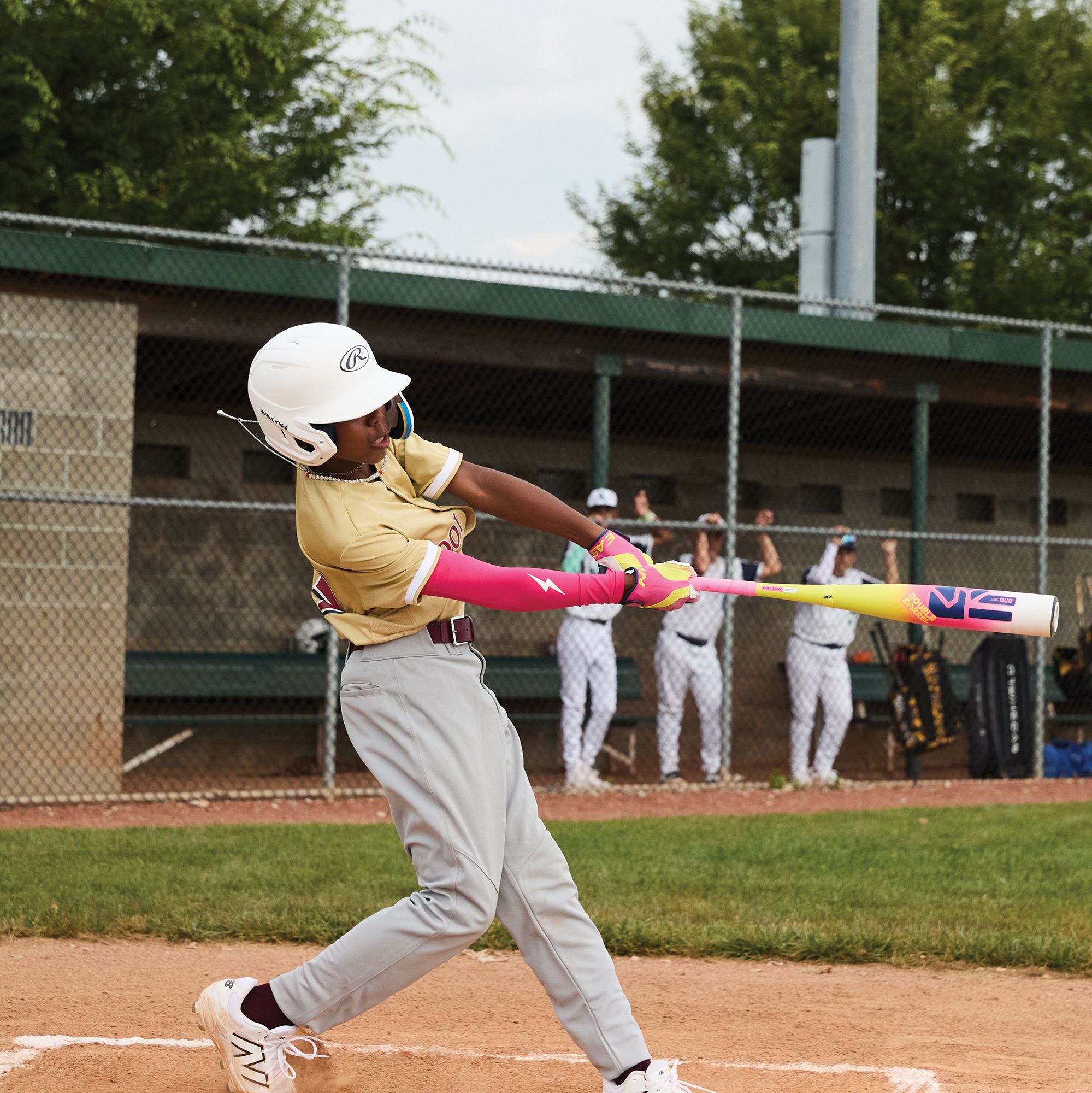 Rawlings Junior MACH Baseball Batting Helmet w/ Adjustable Face Guard product image