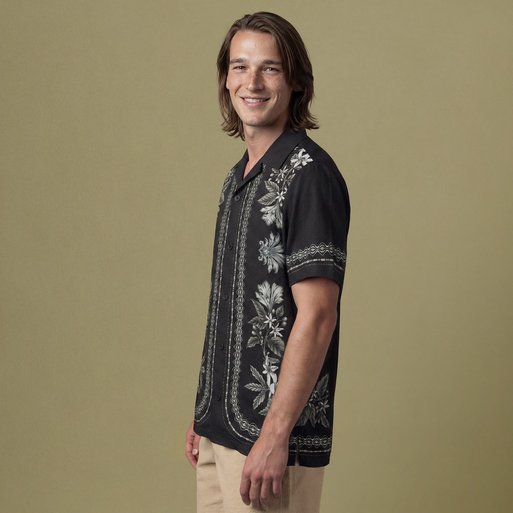 VRST Men's Performance Resort Shirt product image