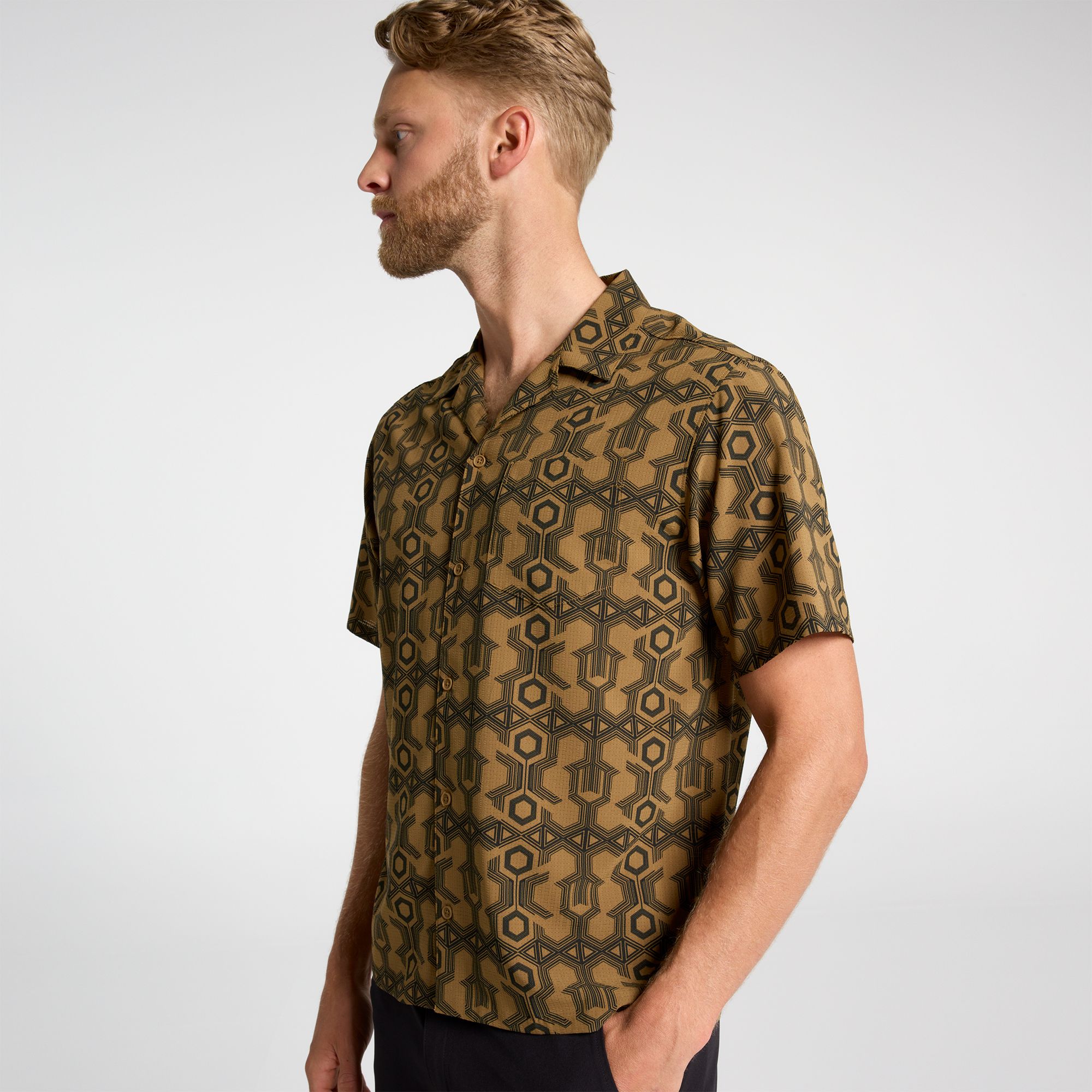 VRST Men's Performance Resort Shirt product image