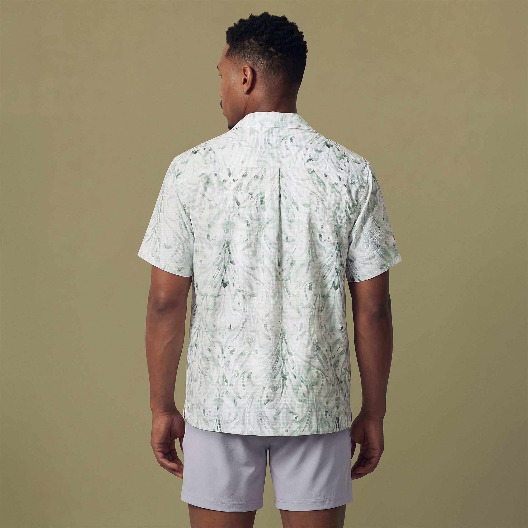 VRST Men's Performance Resort Shirt product image