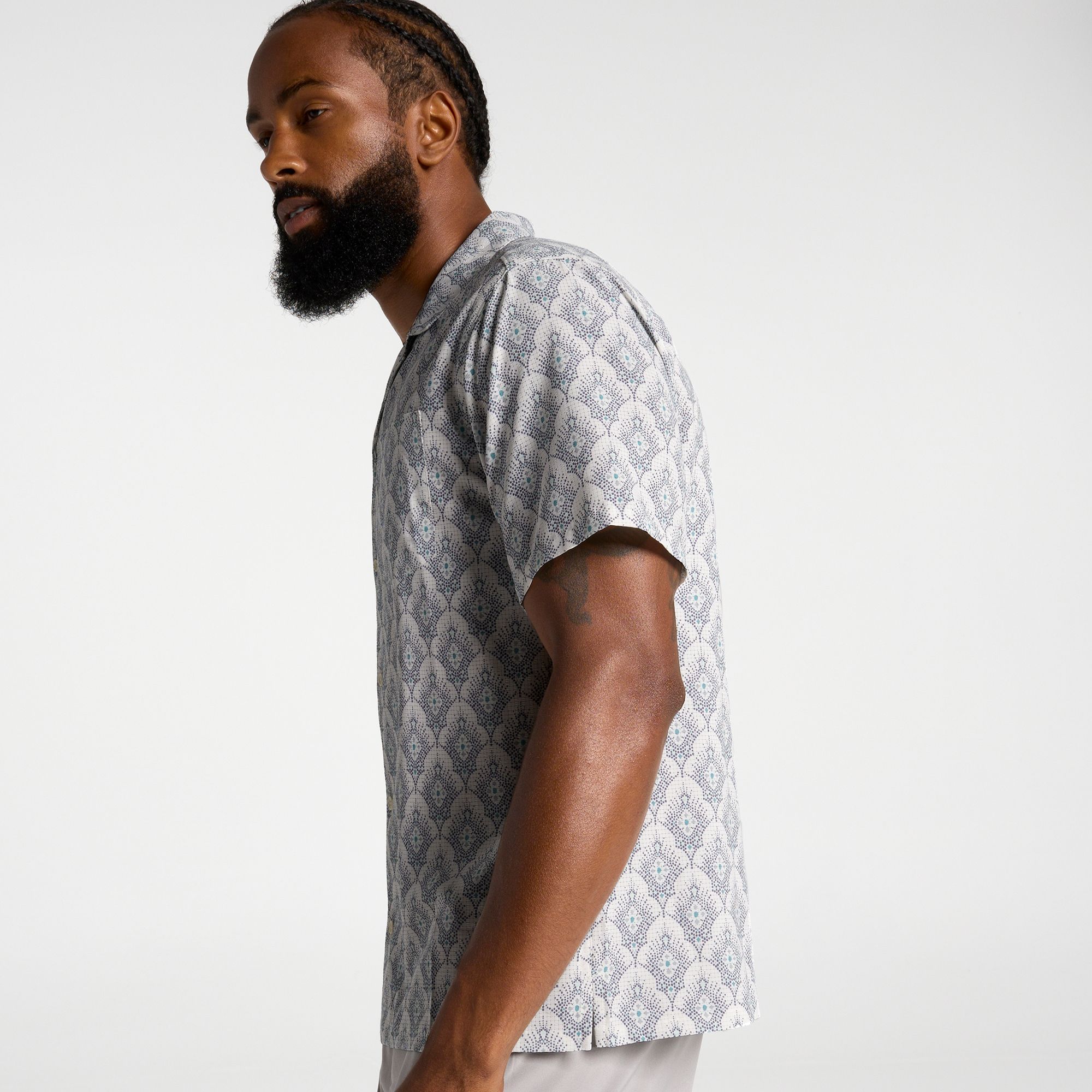 VRST Men's Performance Resort Shirt product image