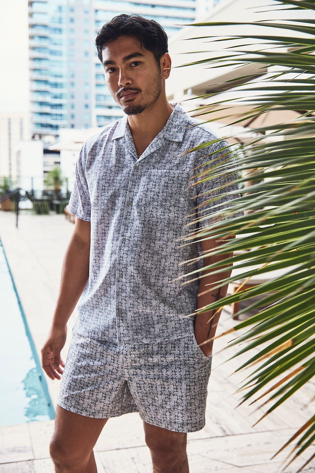 VRST Men's 5" Resort Short product image