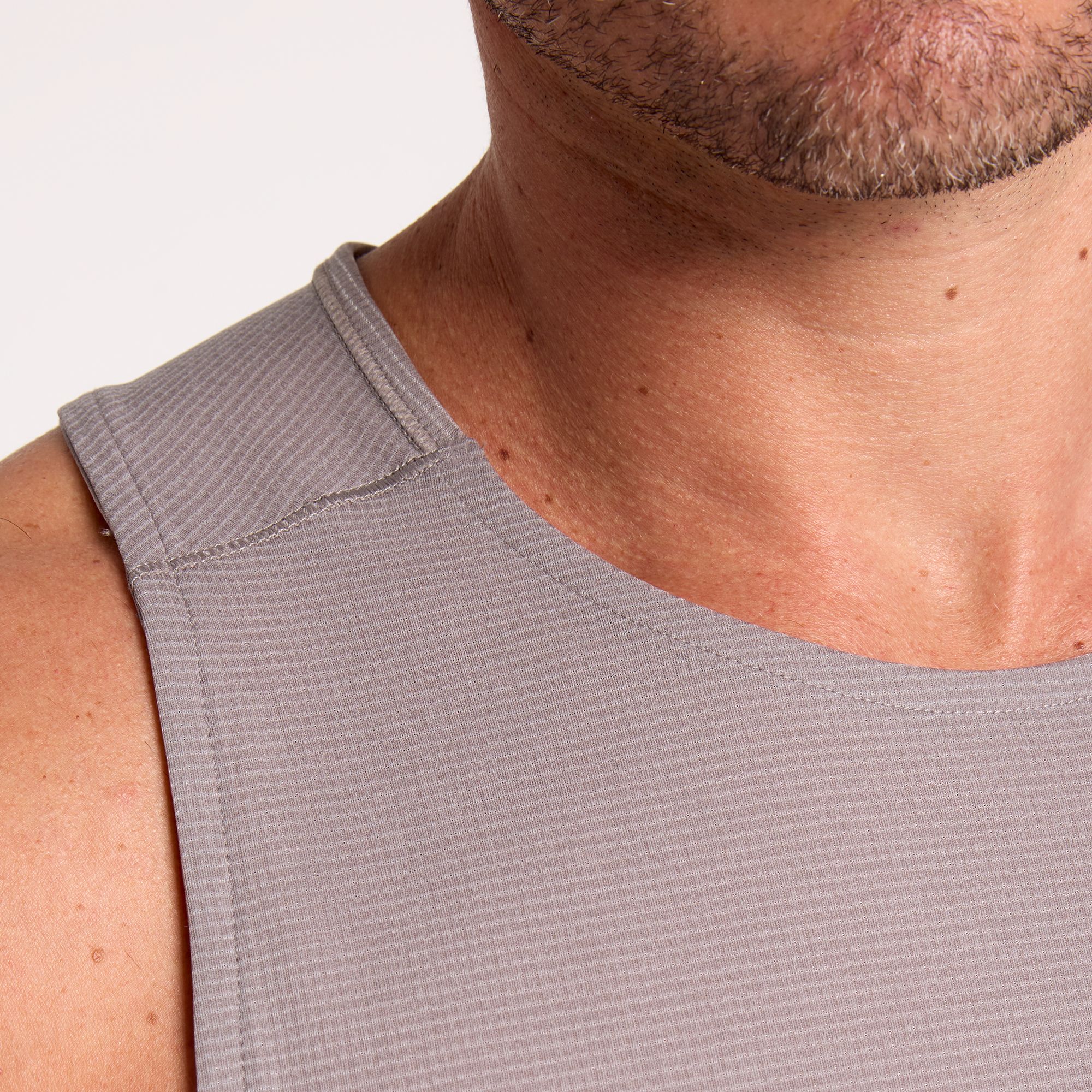 VRST Men's Velocity Tank product image
