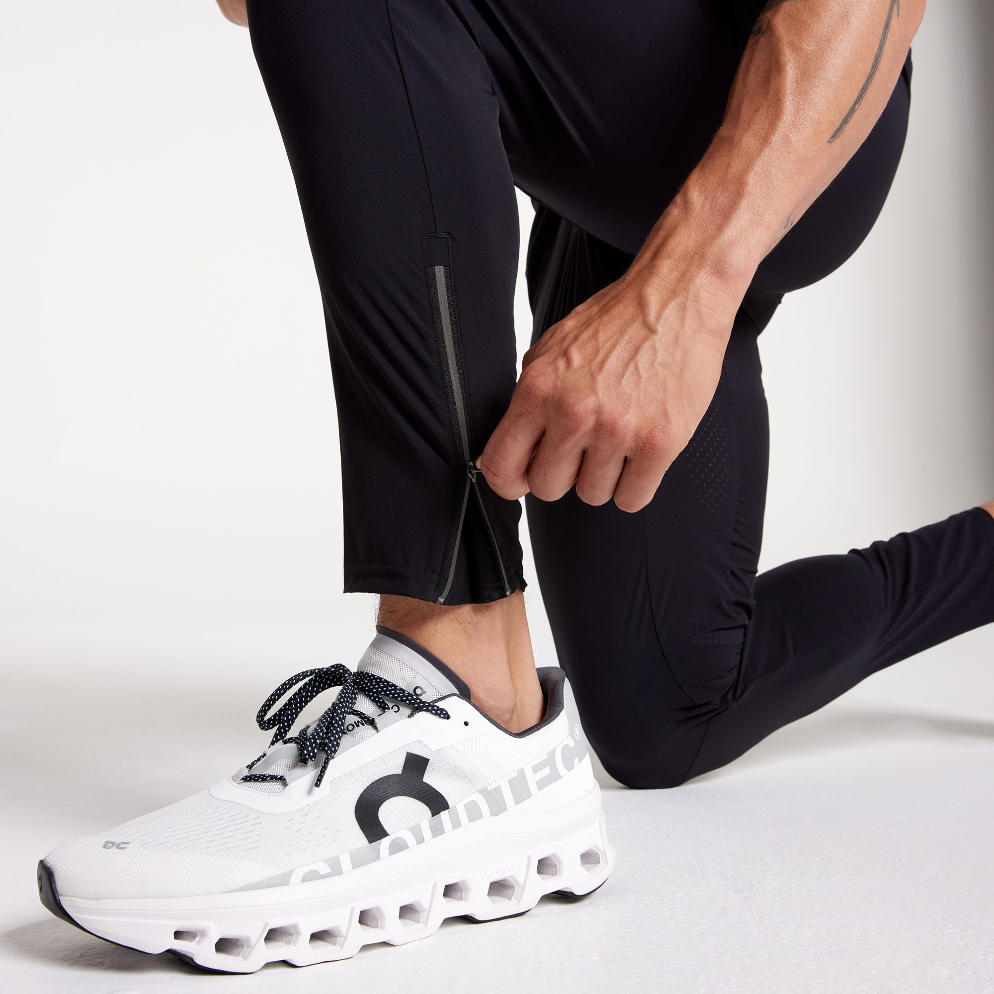 VRST Men's Accelerate Run Pants product image