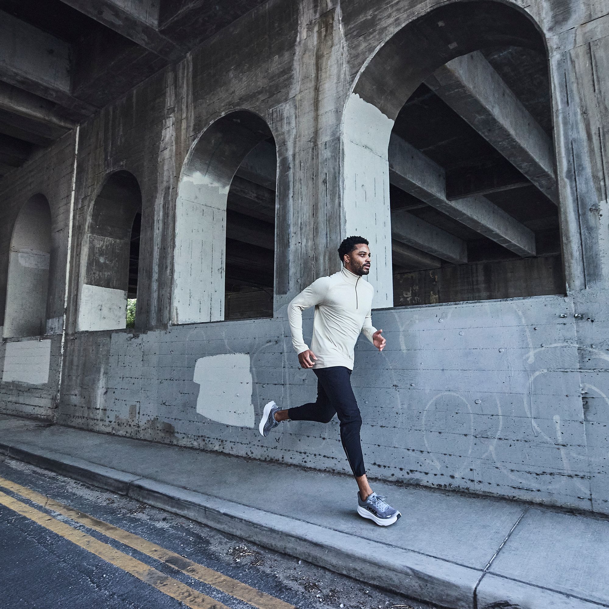 VRST Men's Accelerate Run Pants product image