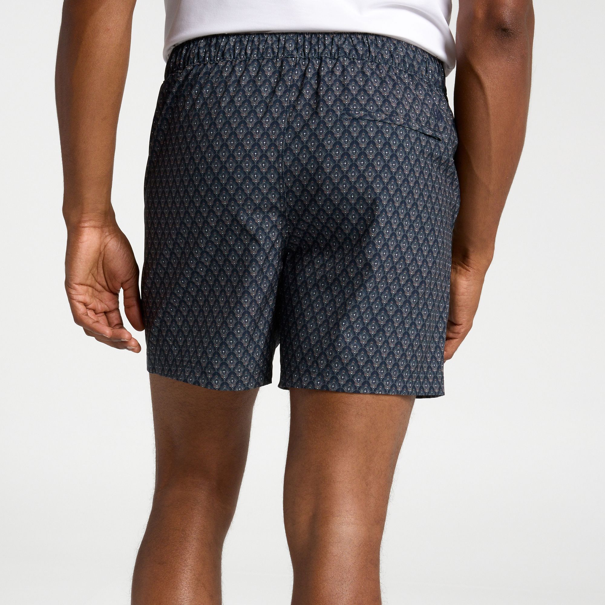 VRST Men's 6" Resort Short product image