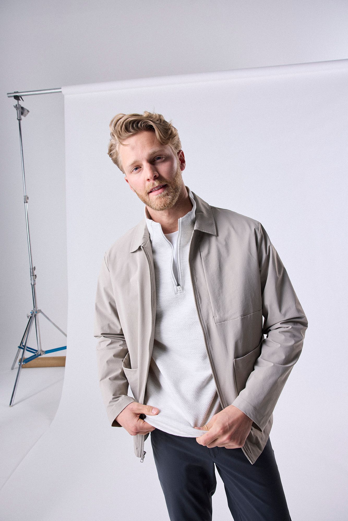 VRST Men's Recharge Pebble Fleece 1/4 Zip product image