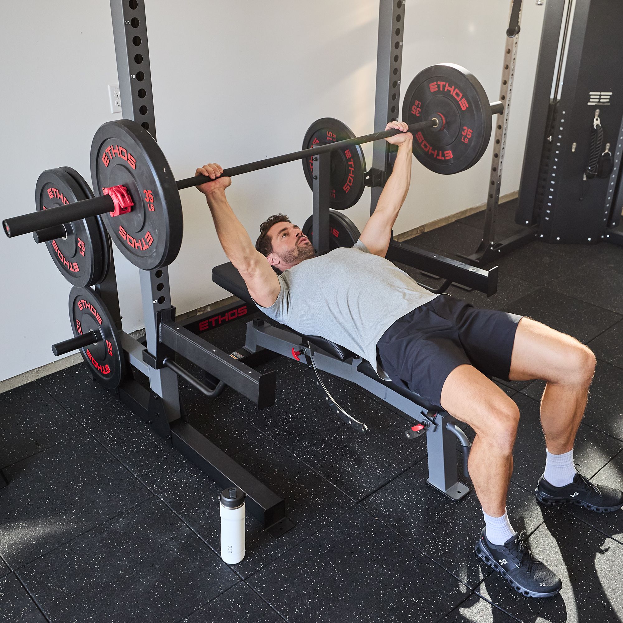 VRST Men's 7" Elevate Unlined Shorts product image