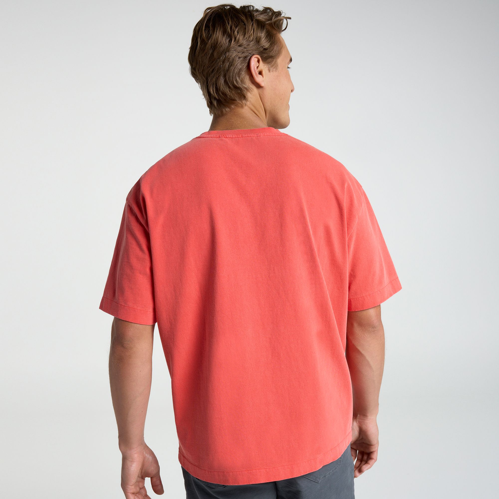 VRST Men's Oversized Pocket Tee product image