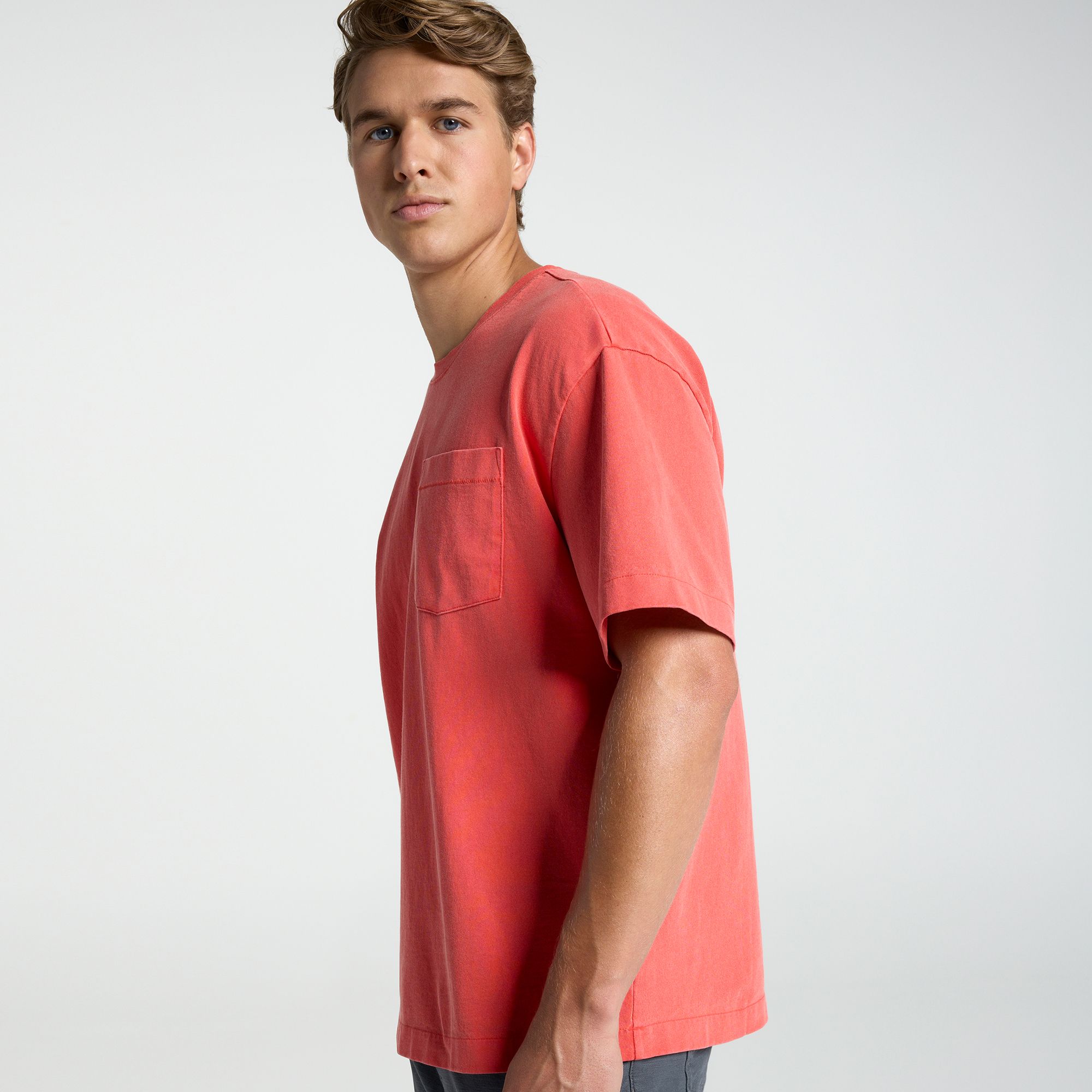 VRST Men's Oversized Pocket Tee product image