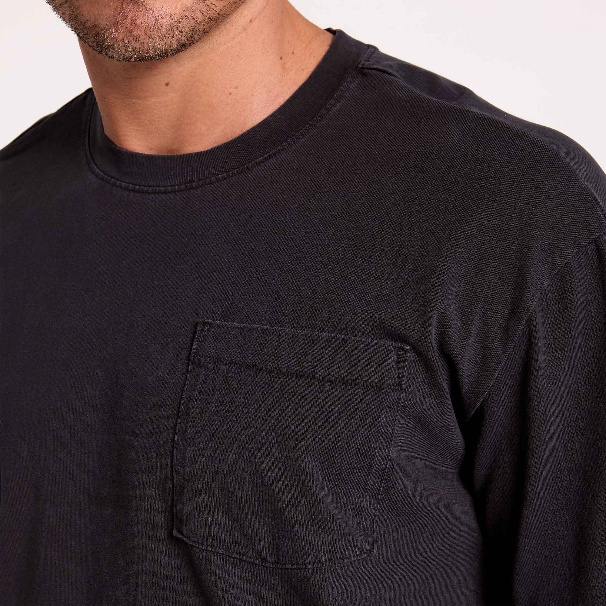 VRST Men's Oversized Pocket Tee product image
