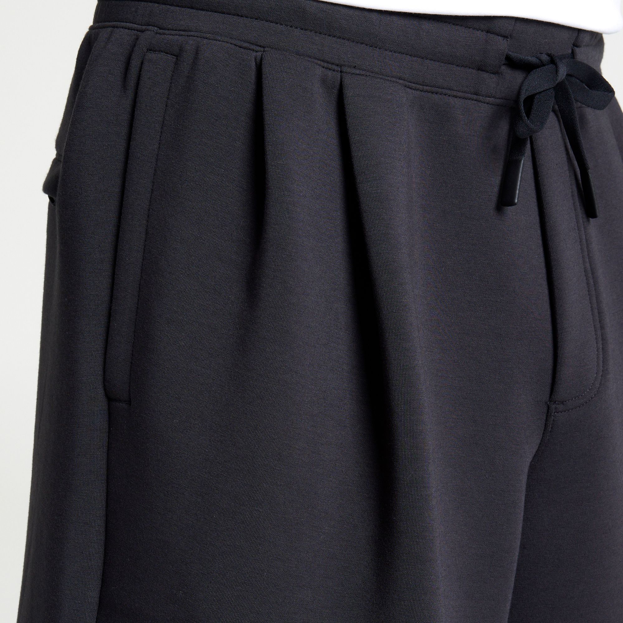 VRST Men's 8” Pinnacle Pleated Short product image