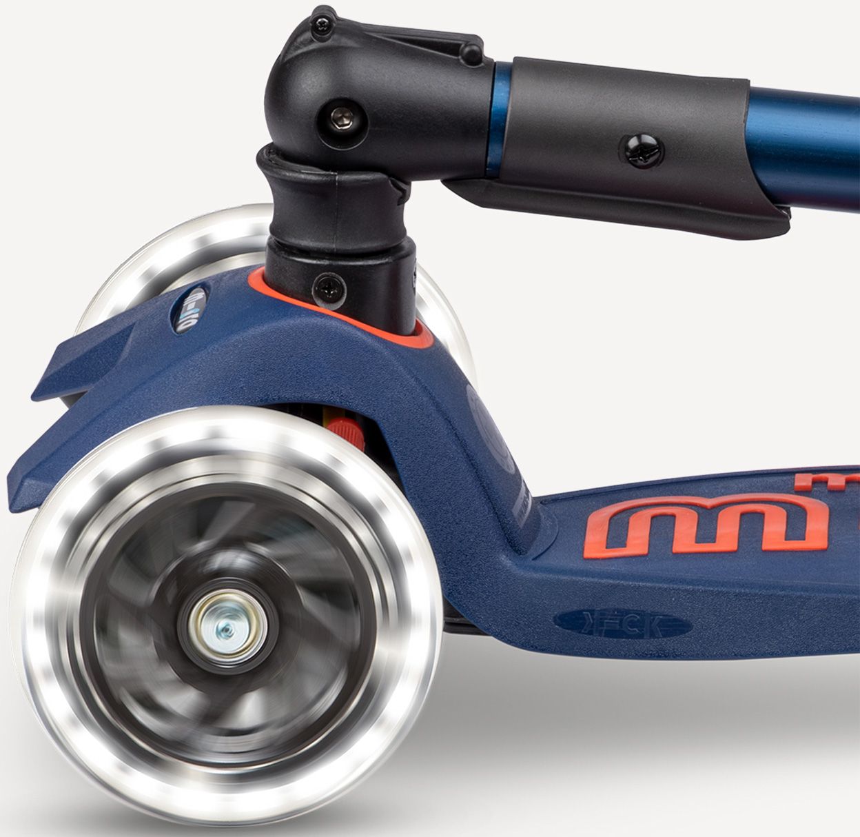 Micro Kickboard Maxi Foldable LED Scooter product image