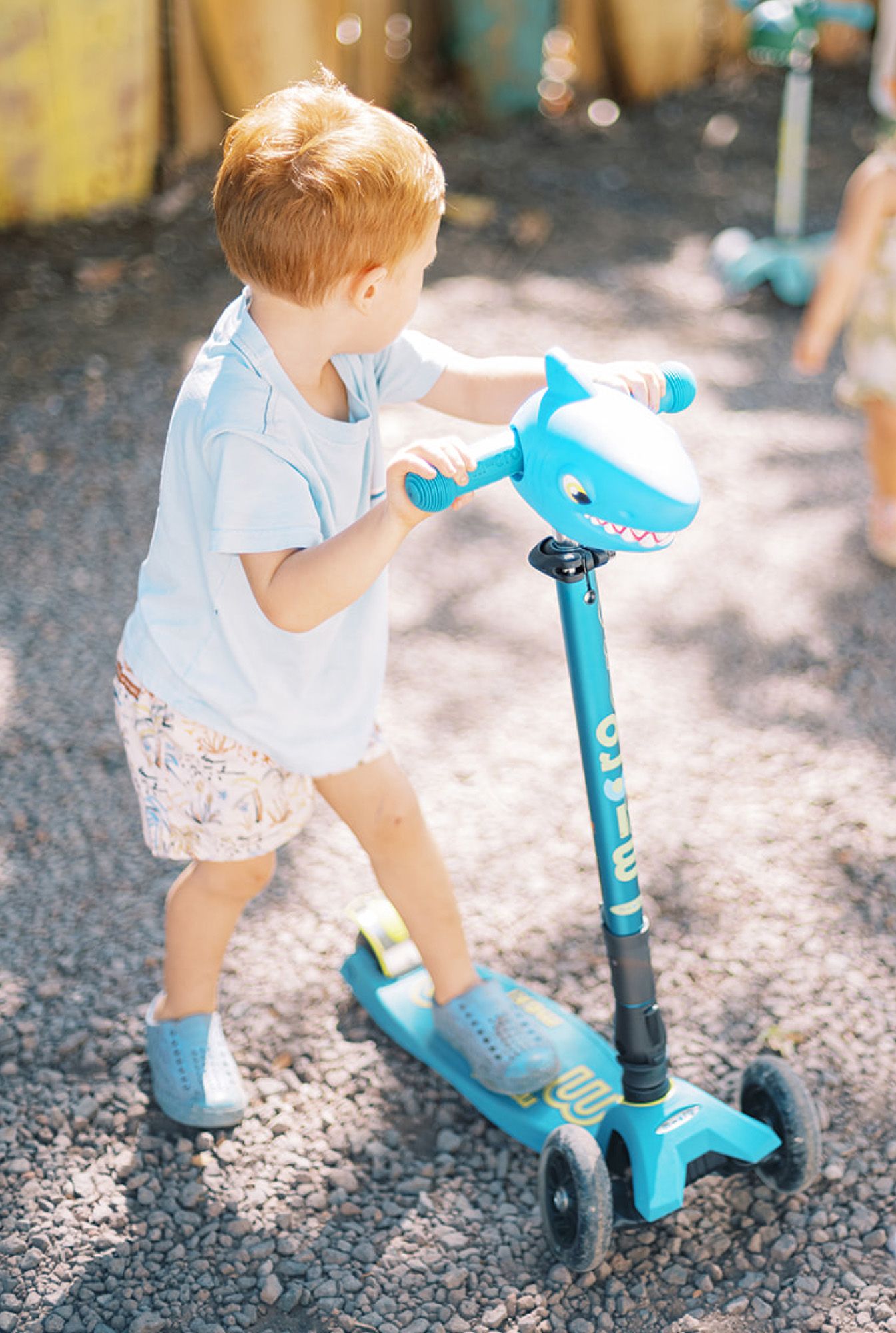 Micro Kickboard Maxi Foldable LED Scooter product image