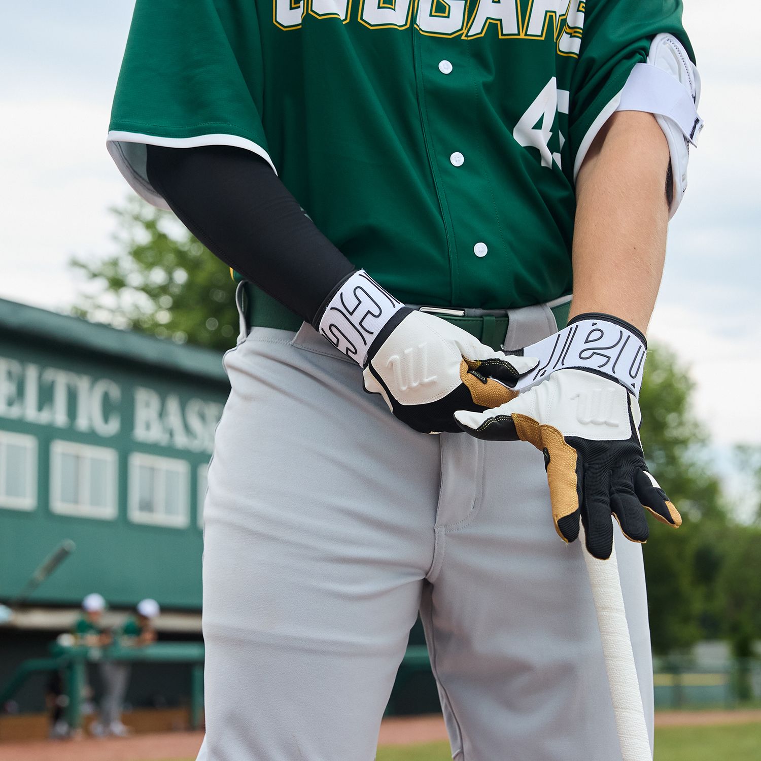 Marucci Adult Blacksmith II Full Wrap Batting Gloves product image