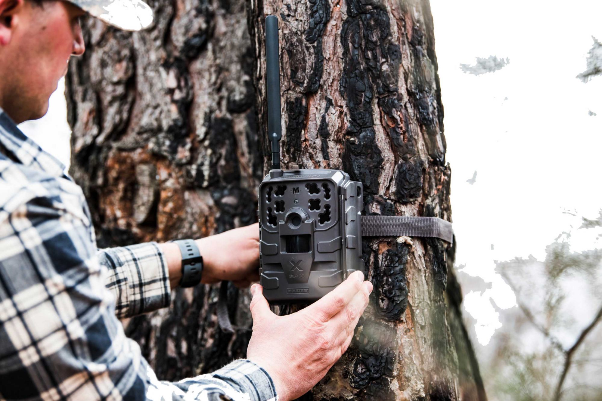 Moultrie Mobile Delta Cellular Trail Camera – 32MP product image
