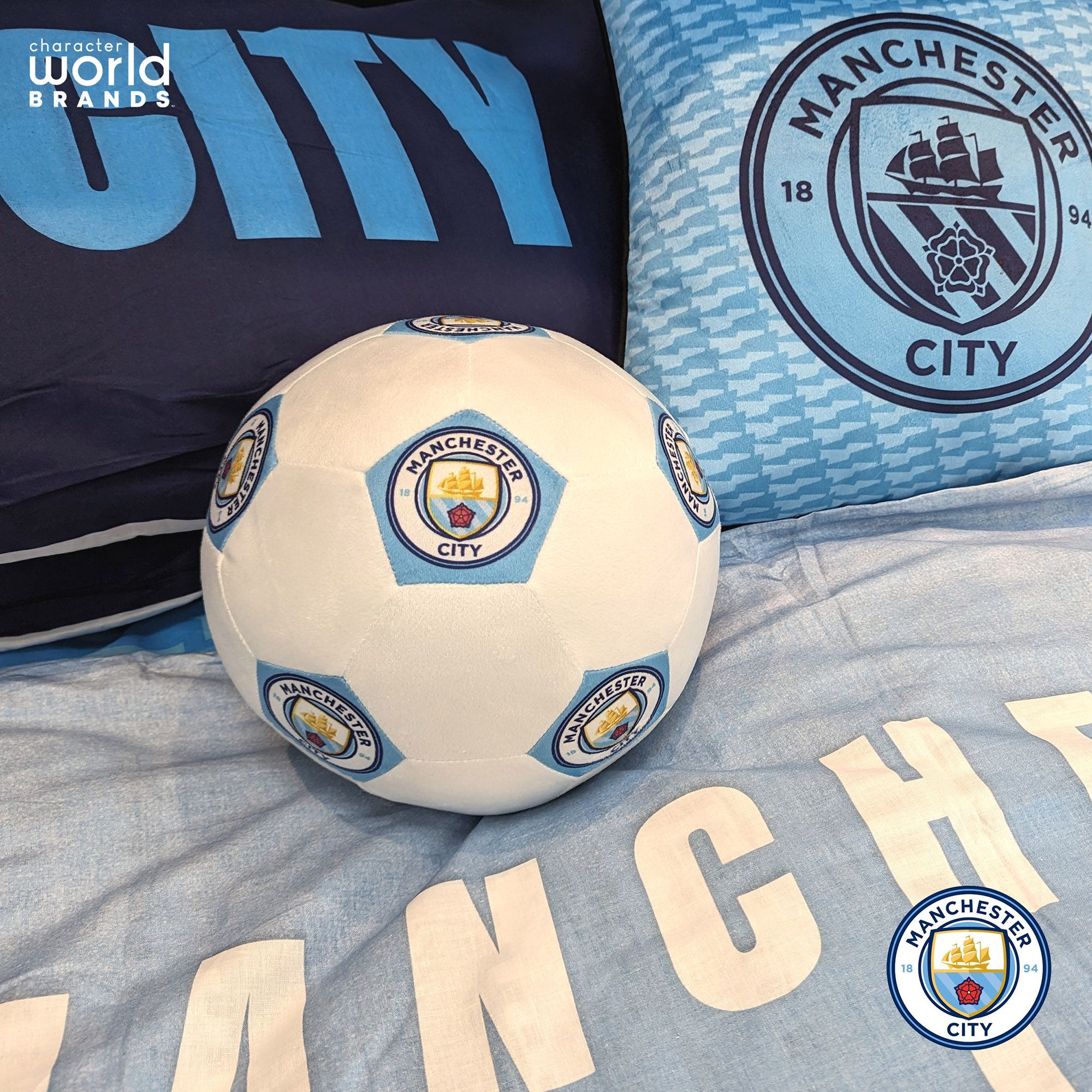 Character World Manchester City 3D Round Cushion product image