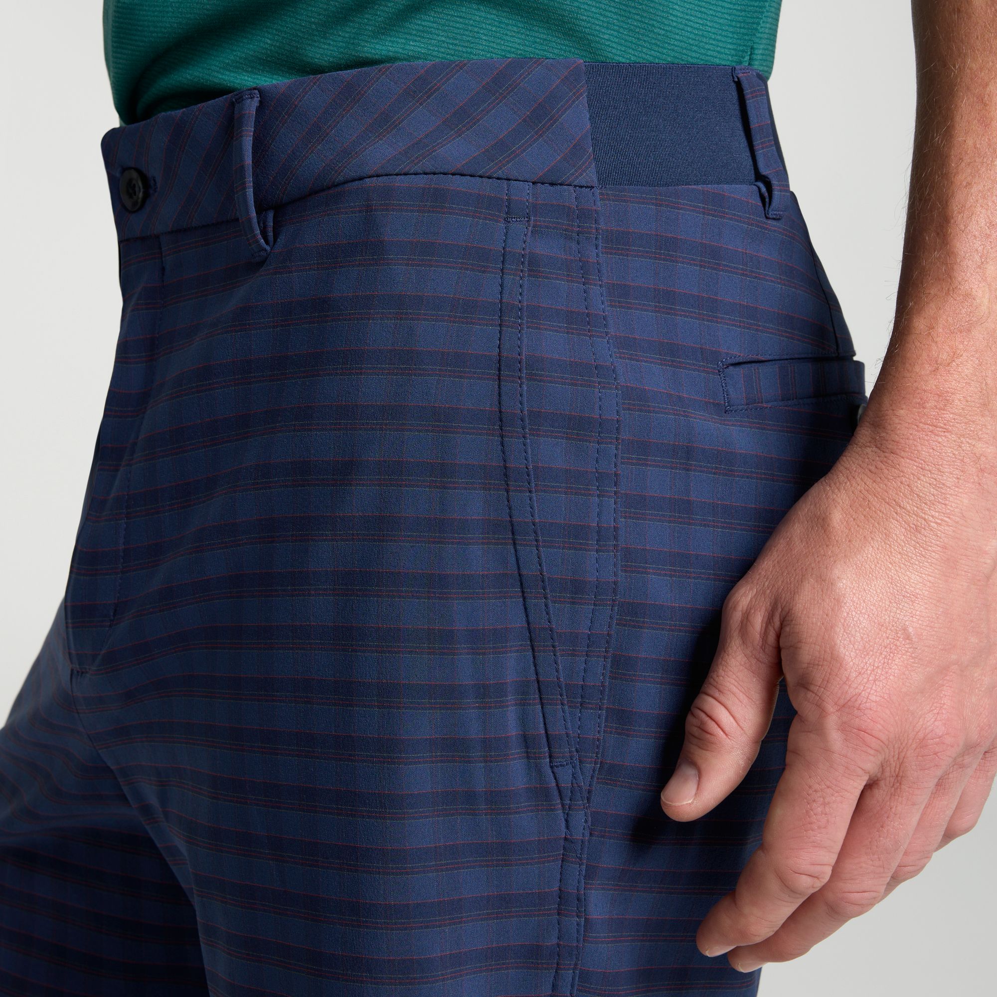 Walter Hagen Men's Performance 11 PureFlex 9" Golf Short product image