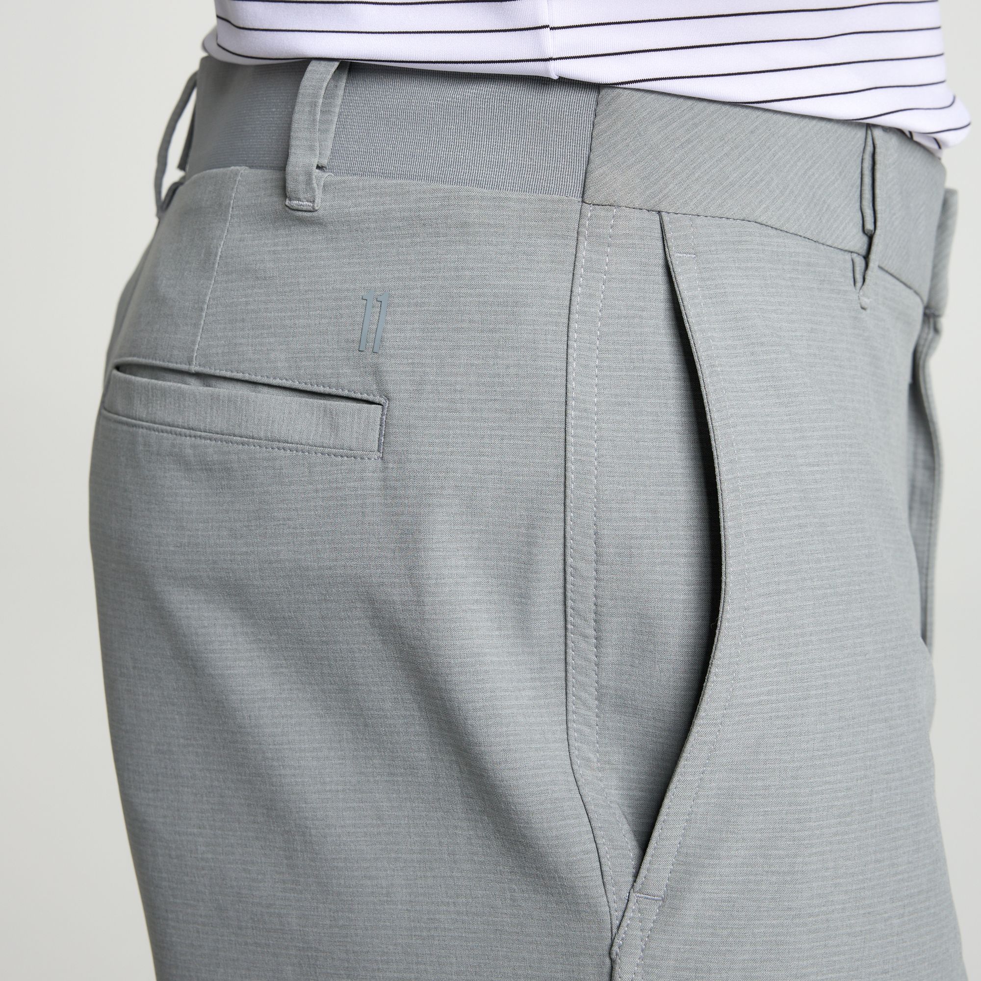 Walter Hagen Men's Performance 11 Microlines PureFlex Golf 9" Shorts product image