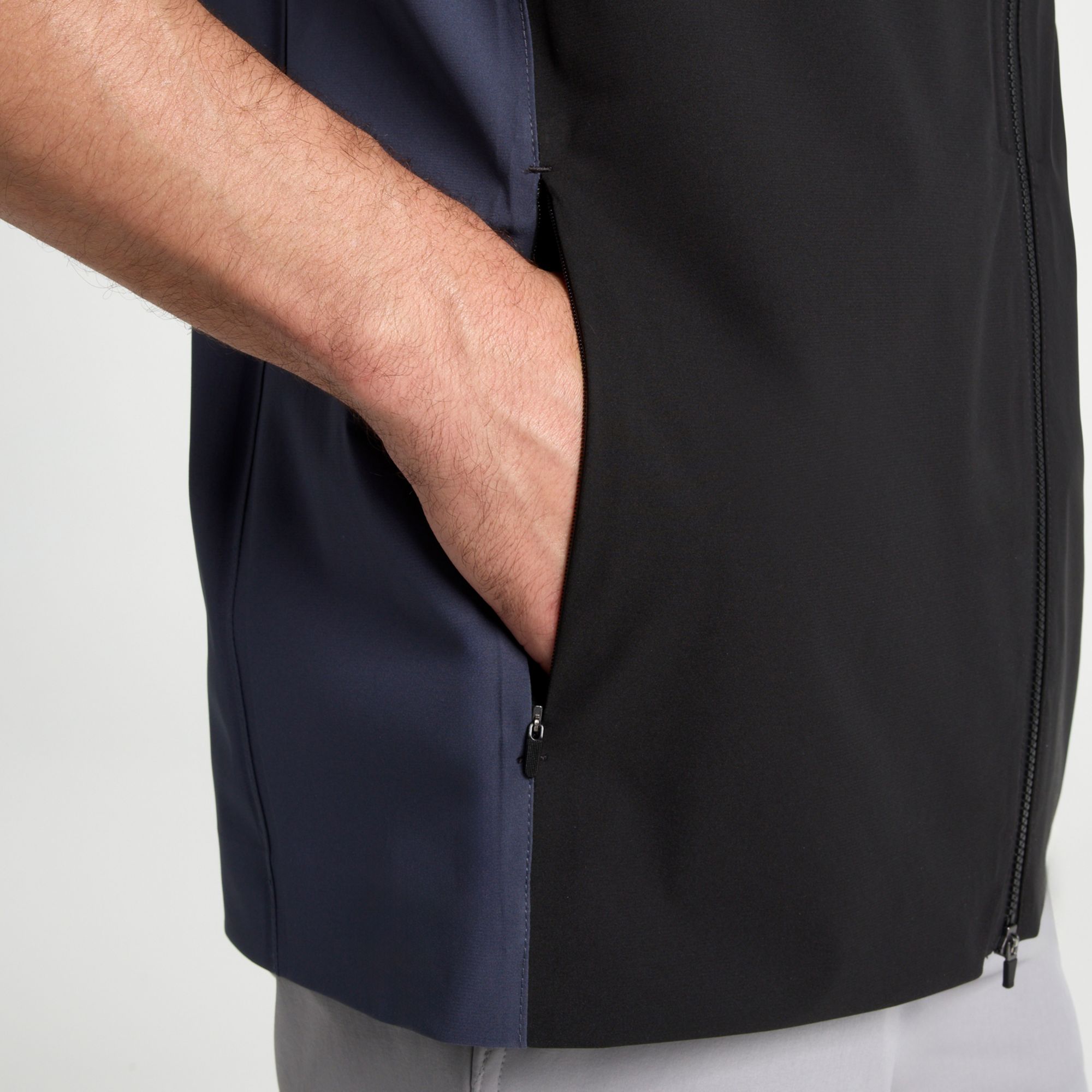 Walter Hagen Men's Performance 11 Wind Vest product image