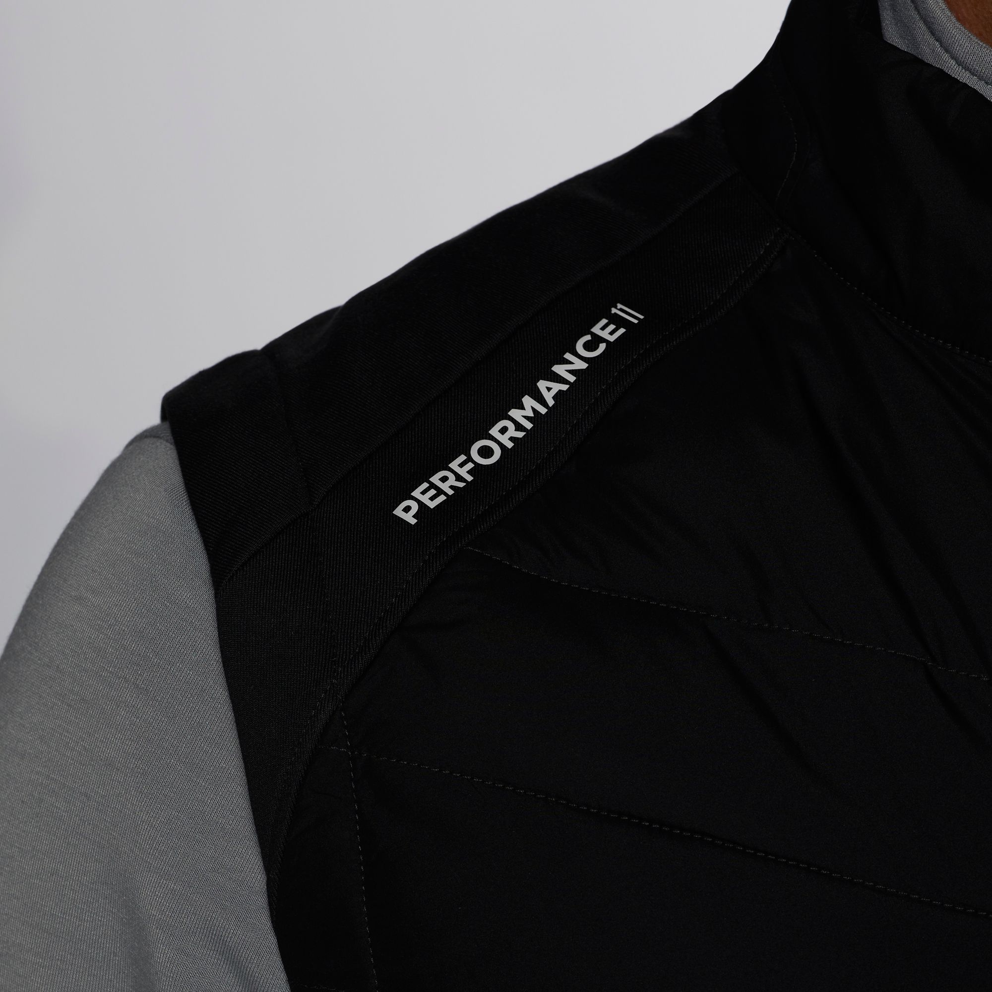 Walter Hagen Men's Golf Performance 11 Hybrid Vest product image