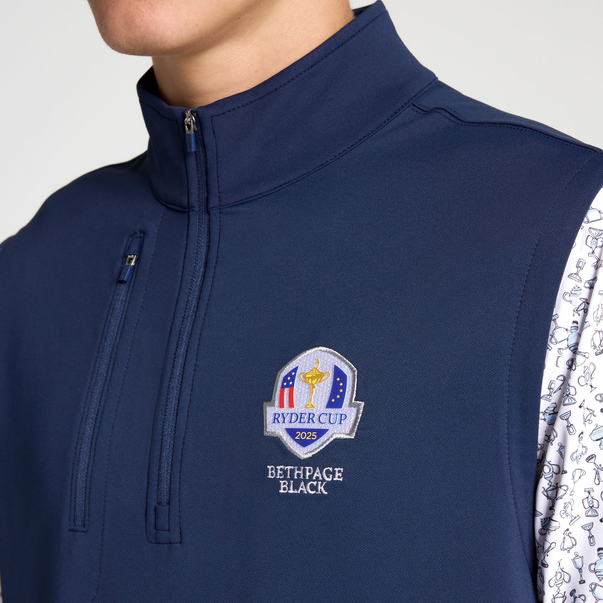 Walter Hagen Men's Performance 11 Ryder Cup All Season 1/4 Zip Vest product image