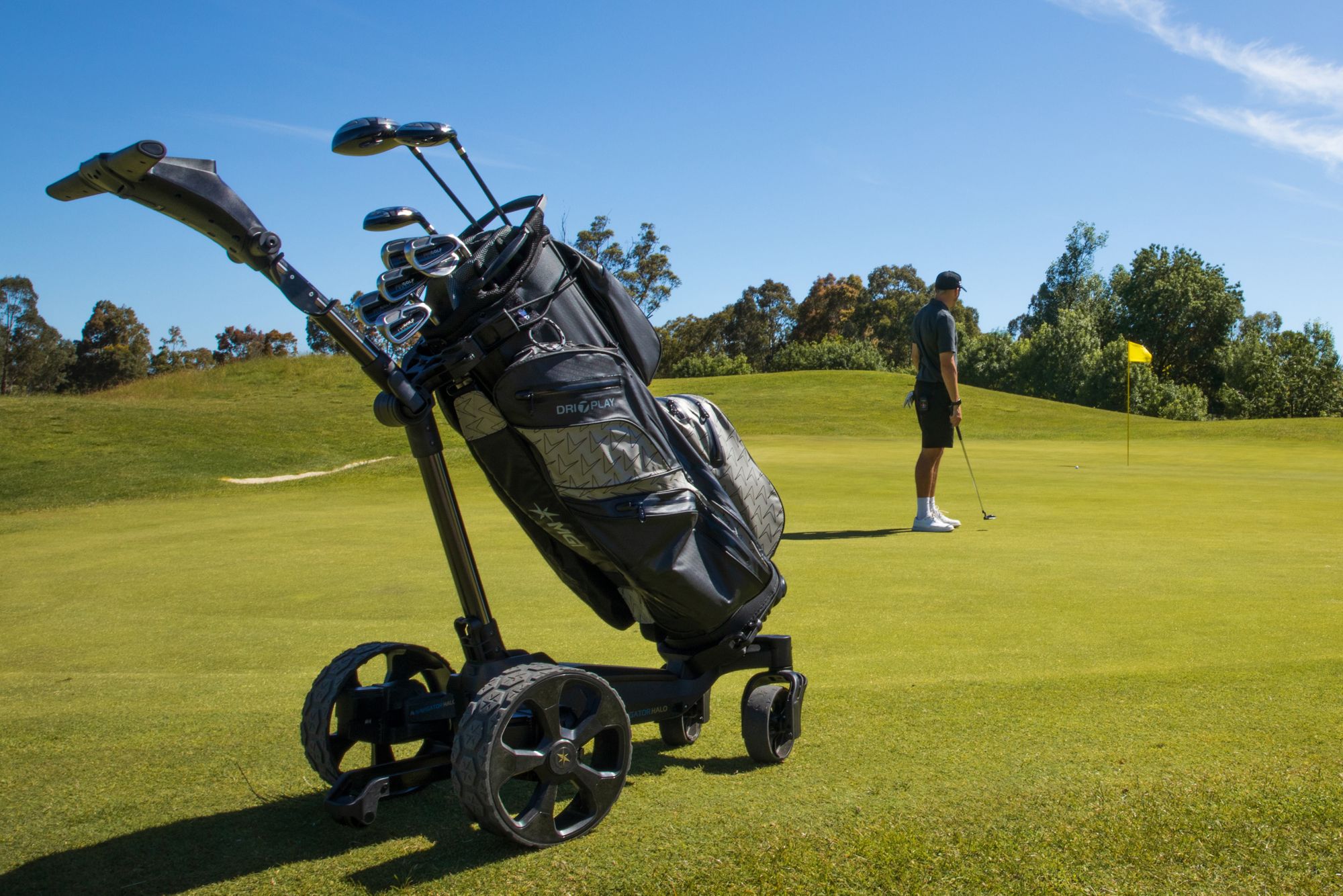 MGI Ai Navigator Halo Electric Golf Caddy product image