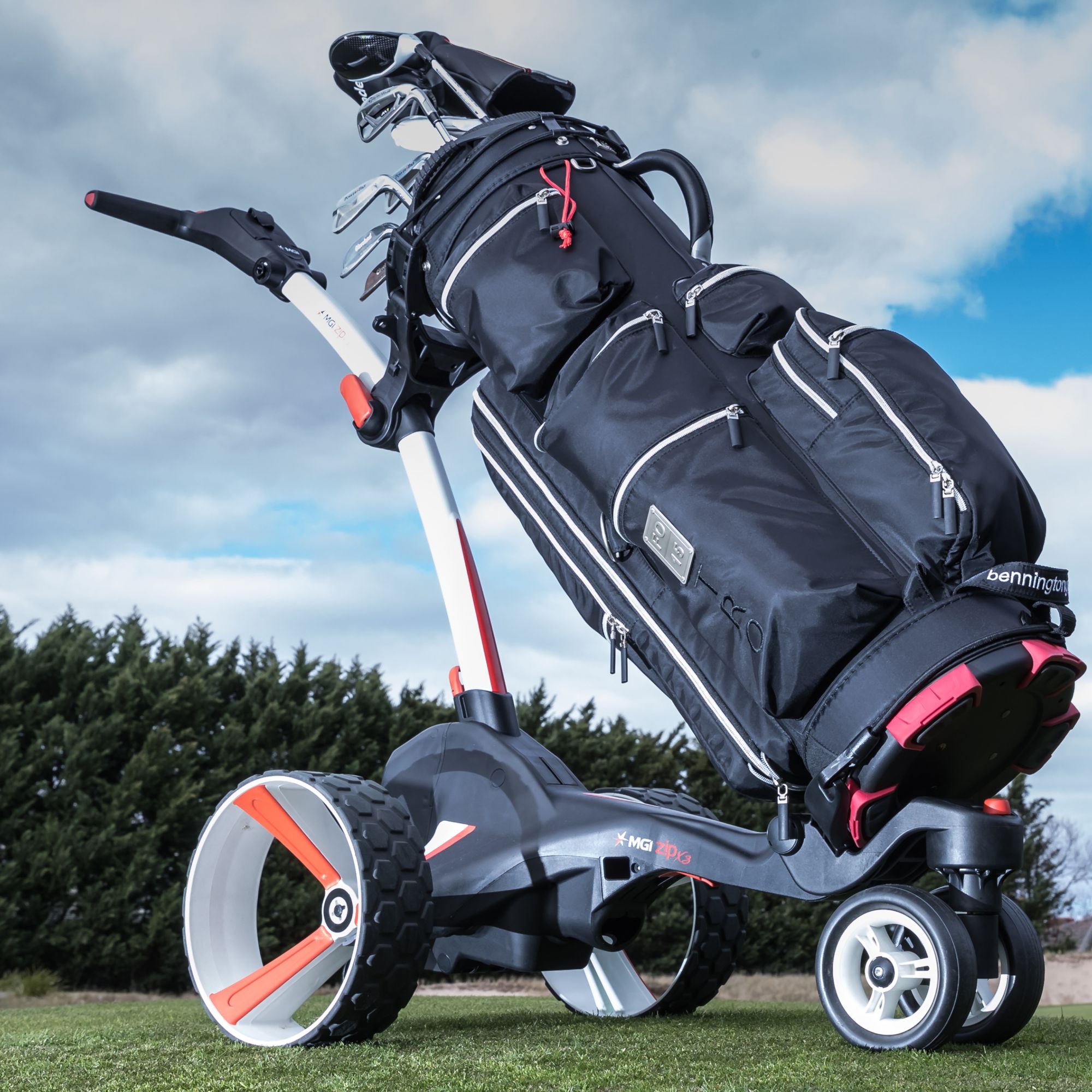 MGI Zip X3 Lithium Electric Golf Caddie product image