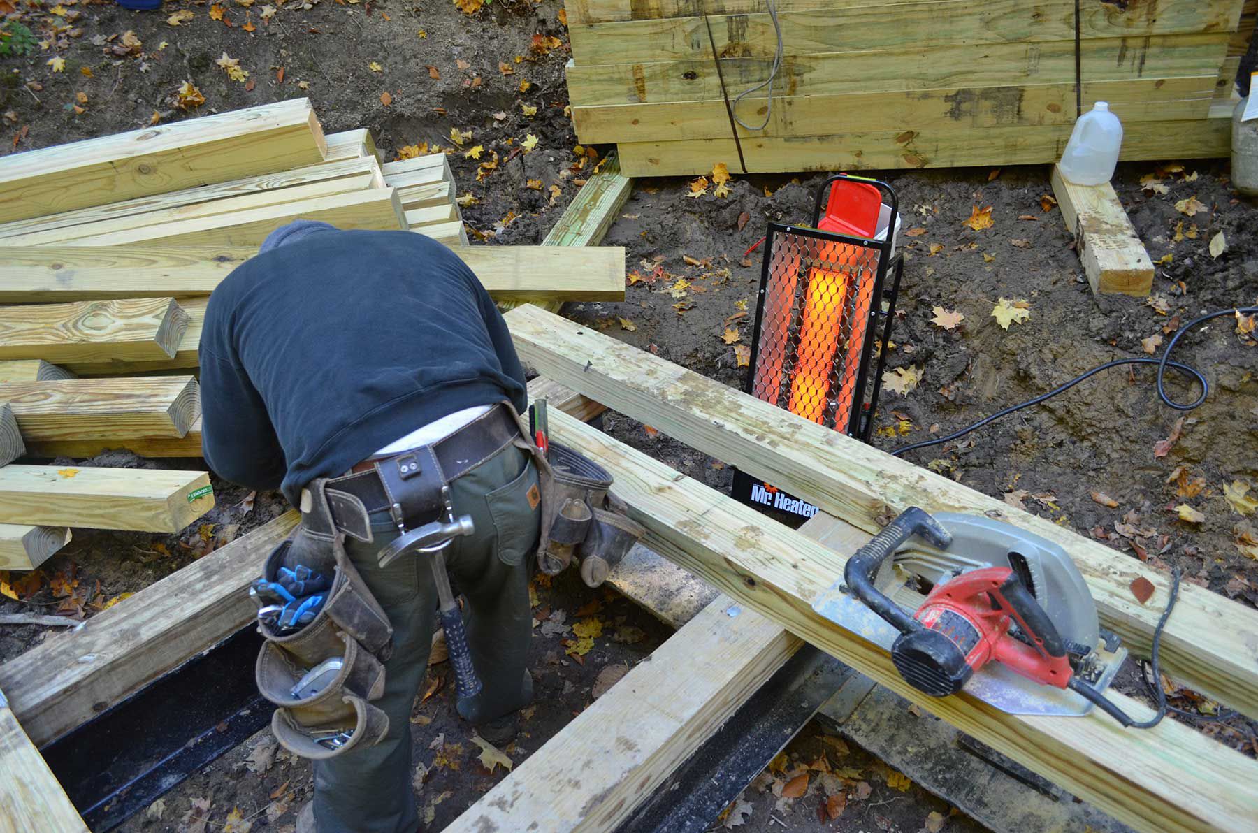 Mr. Heater 35,000 BTU Portable Radiant Heater product image