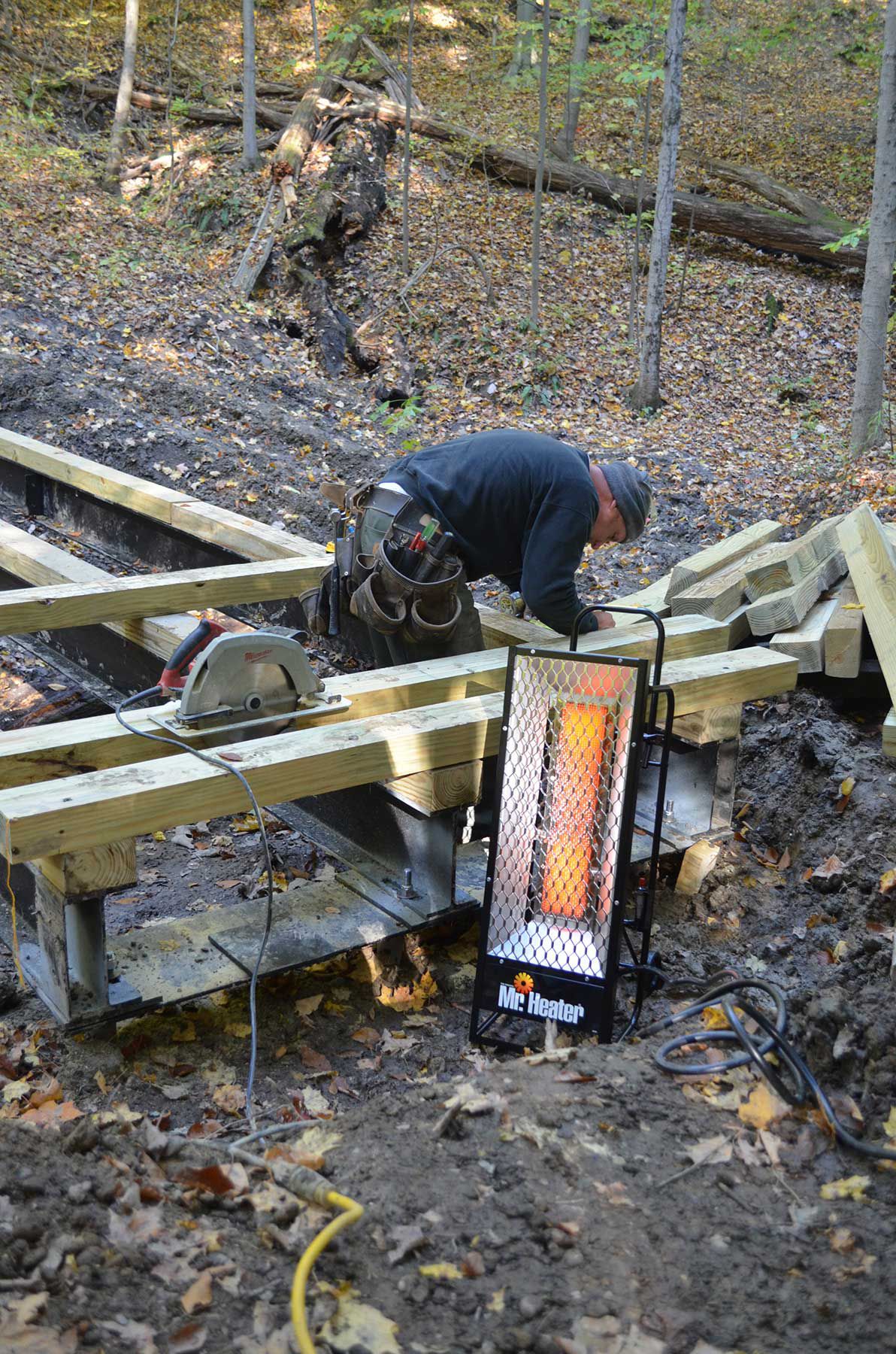 Mr. Heater 35,000 BTU Portable Radiant Heater product image