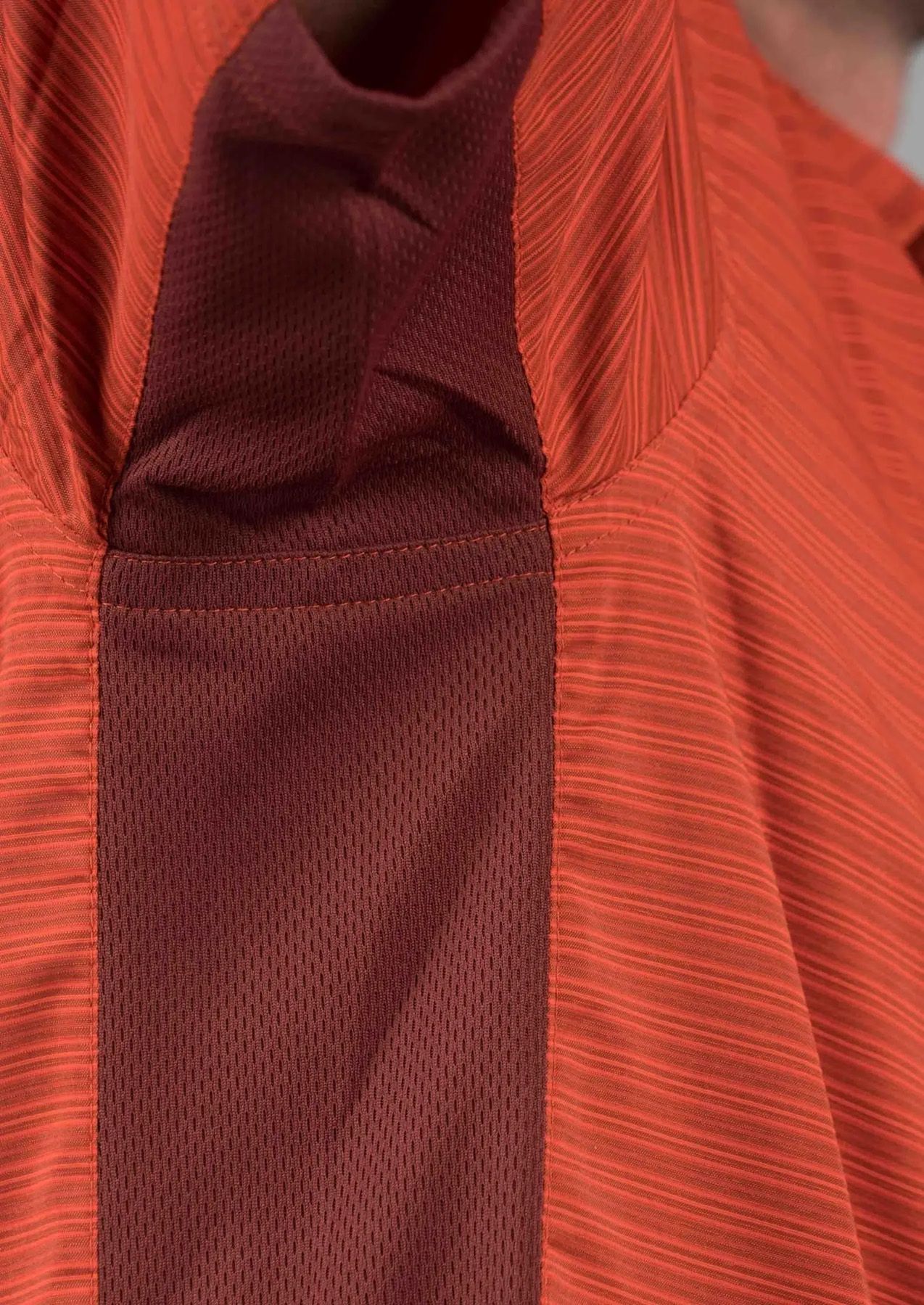 Club Ride Men's Vibe Town To Trail Modern Stripe Shirt product image